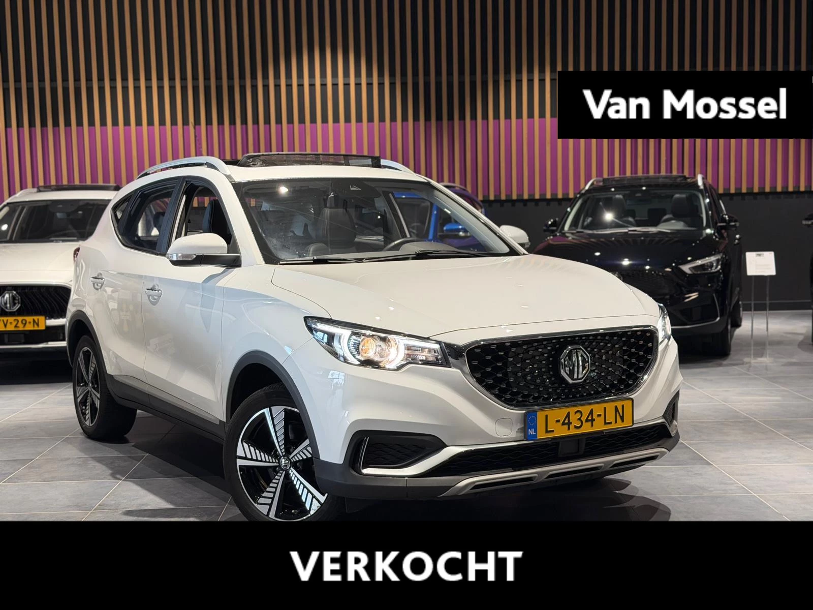 MG-ZS EV-image-0