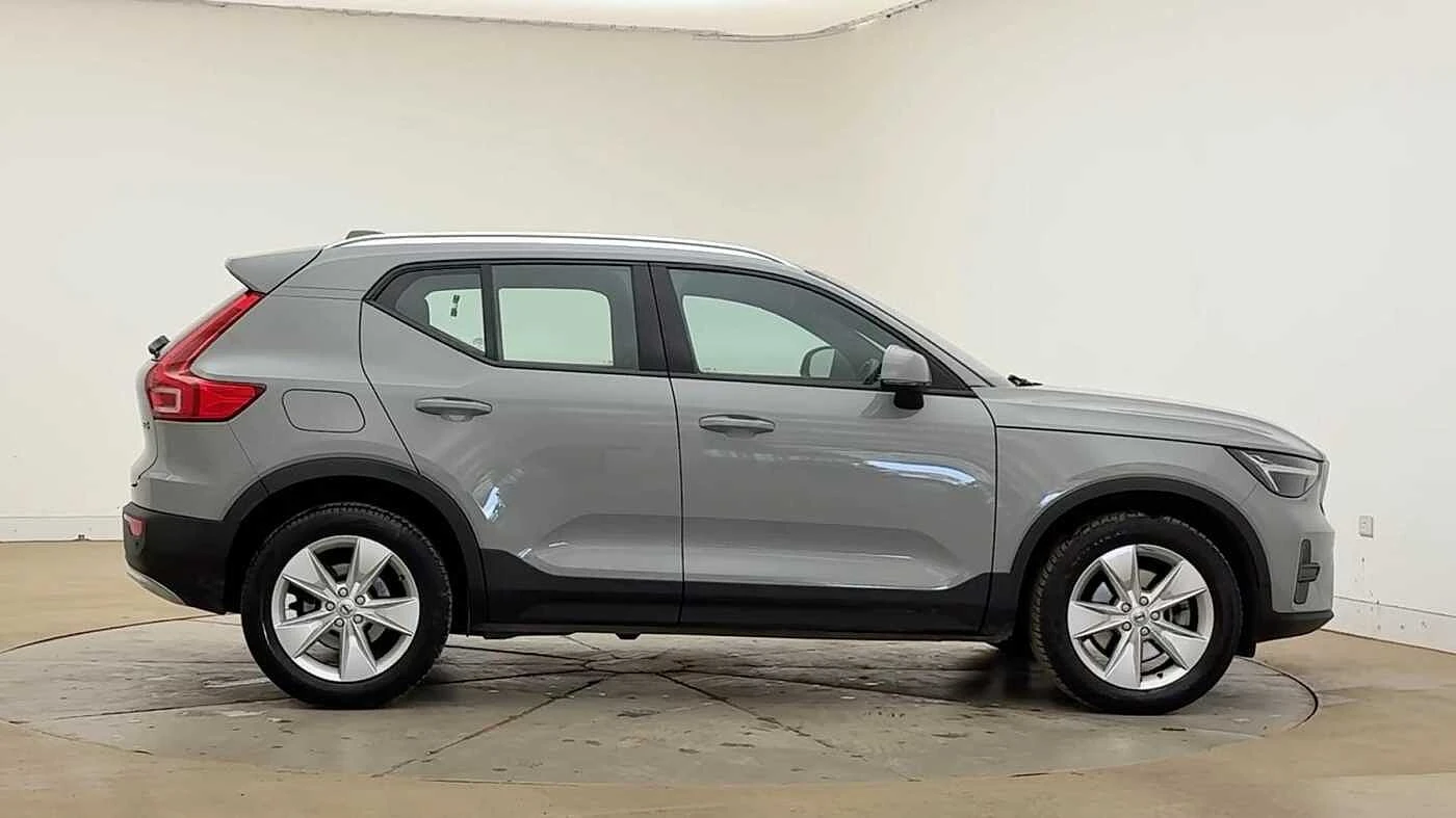 Volvo-XC40-image-2