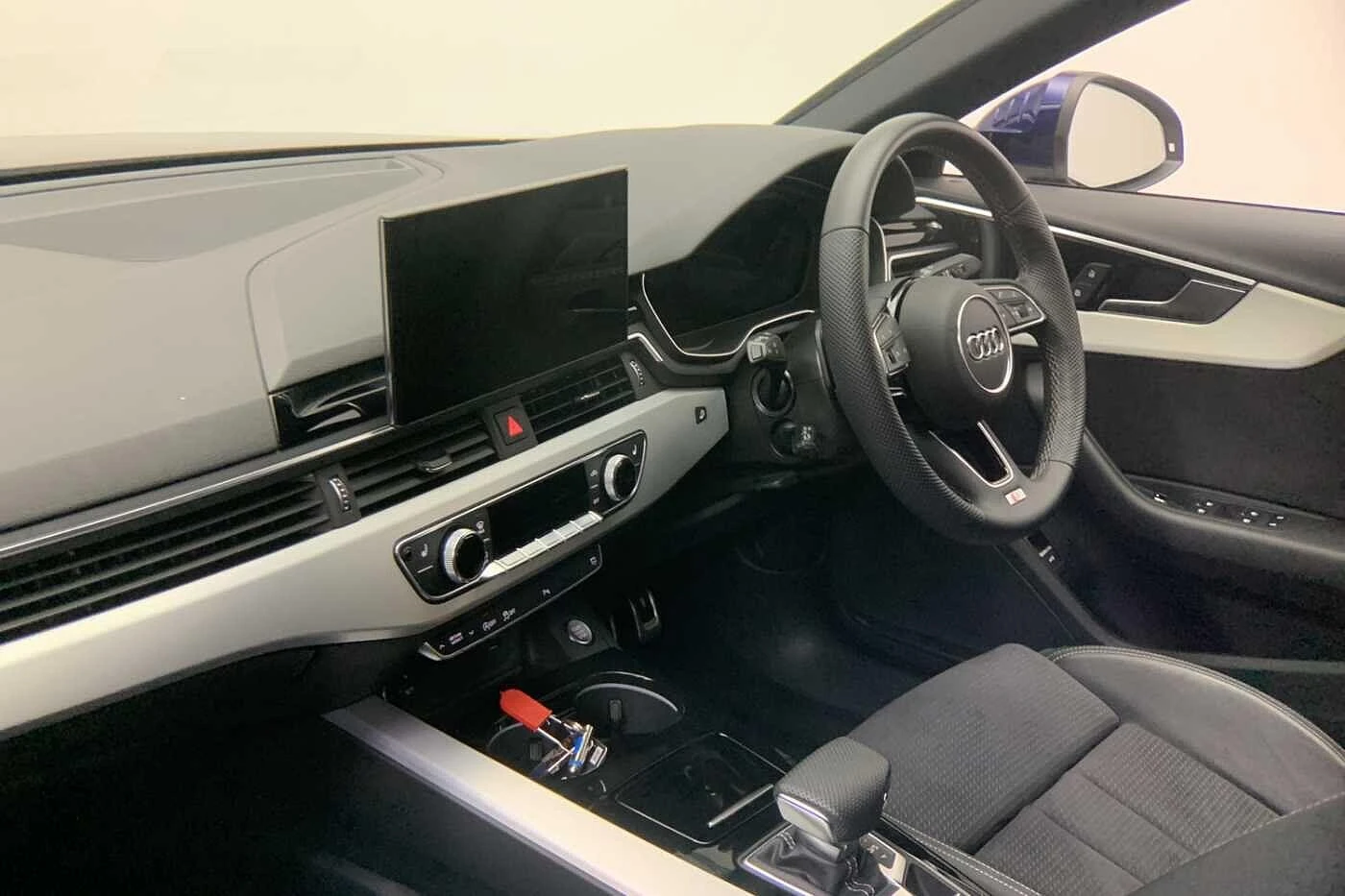 Audi-A4-image-11