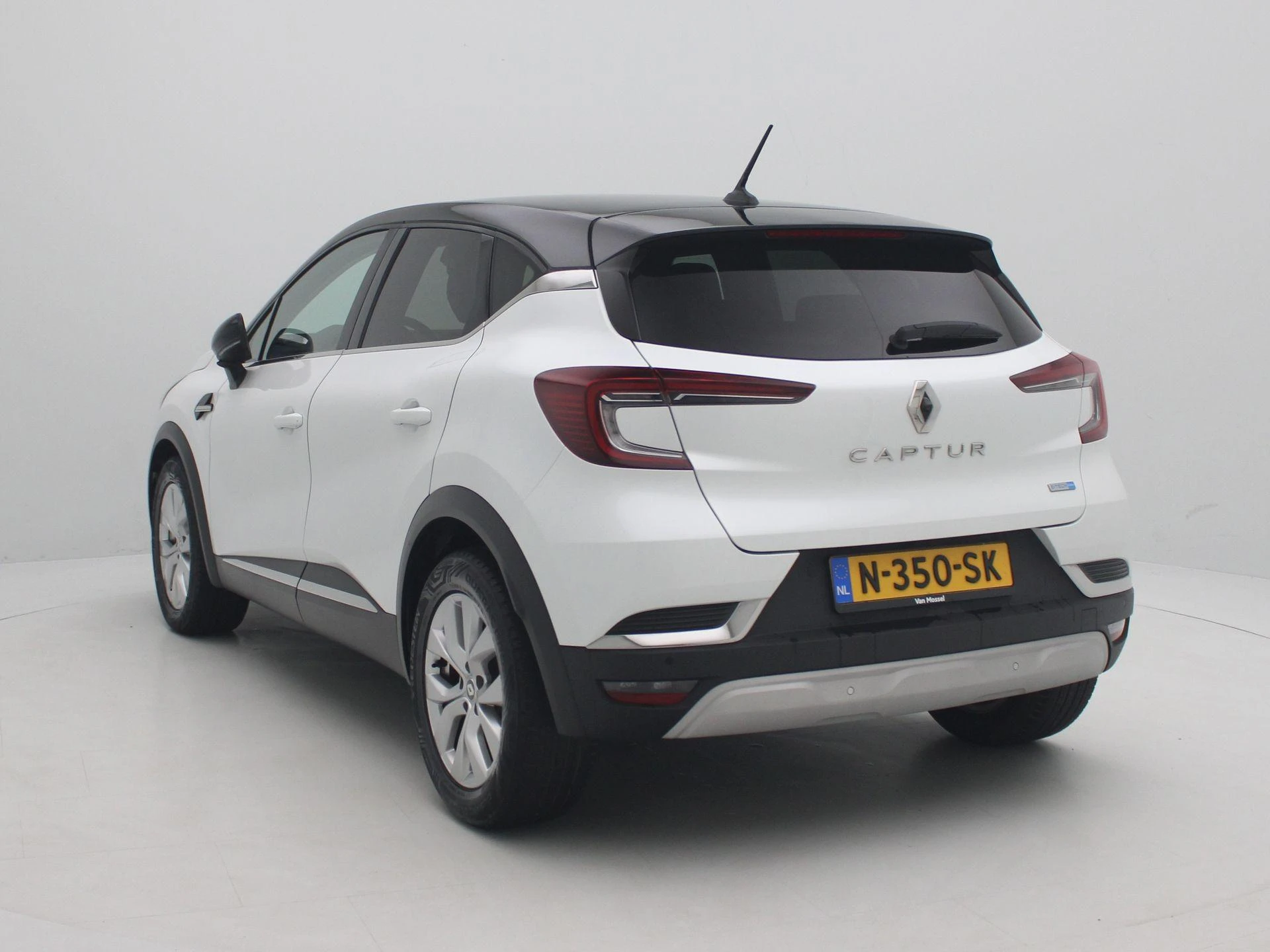 Renault-Captur-image-2