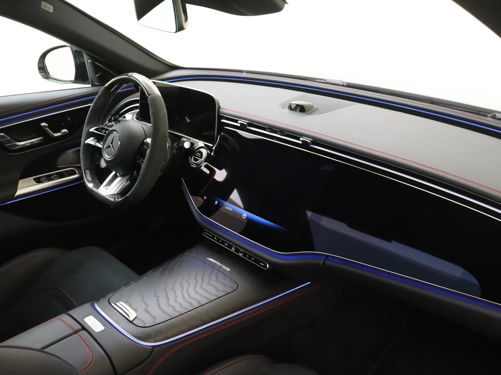 Mercedes-Benz-E-Klasse-image-14