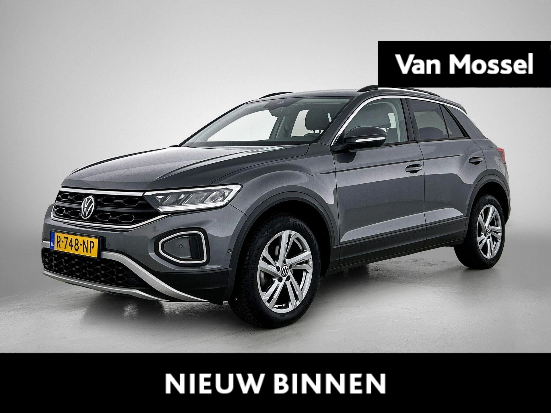 Volkswagen-T-Roc-image-0