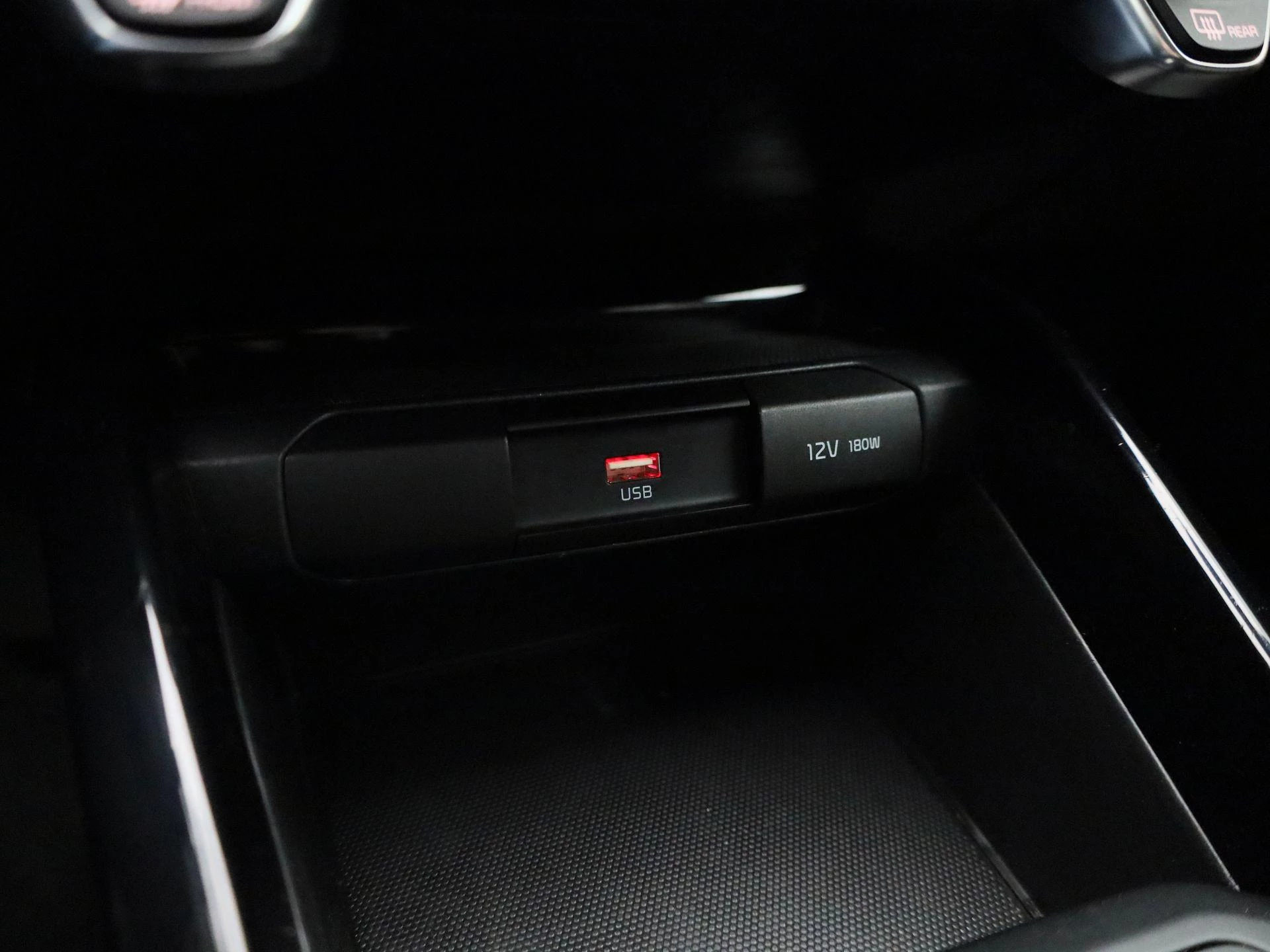 Kia-Stonic-image-20