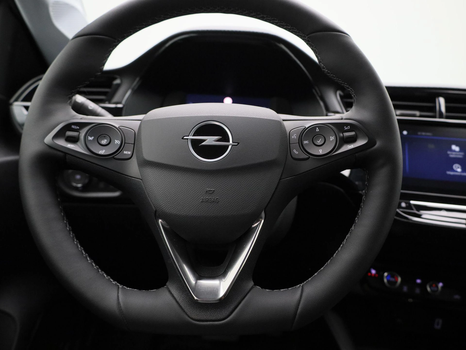 Opel-Corsa-image-6