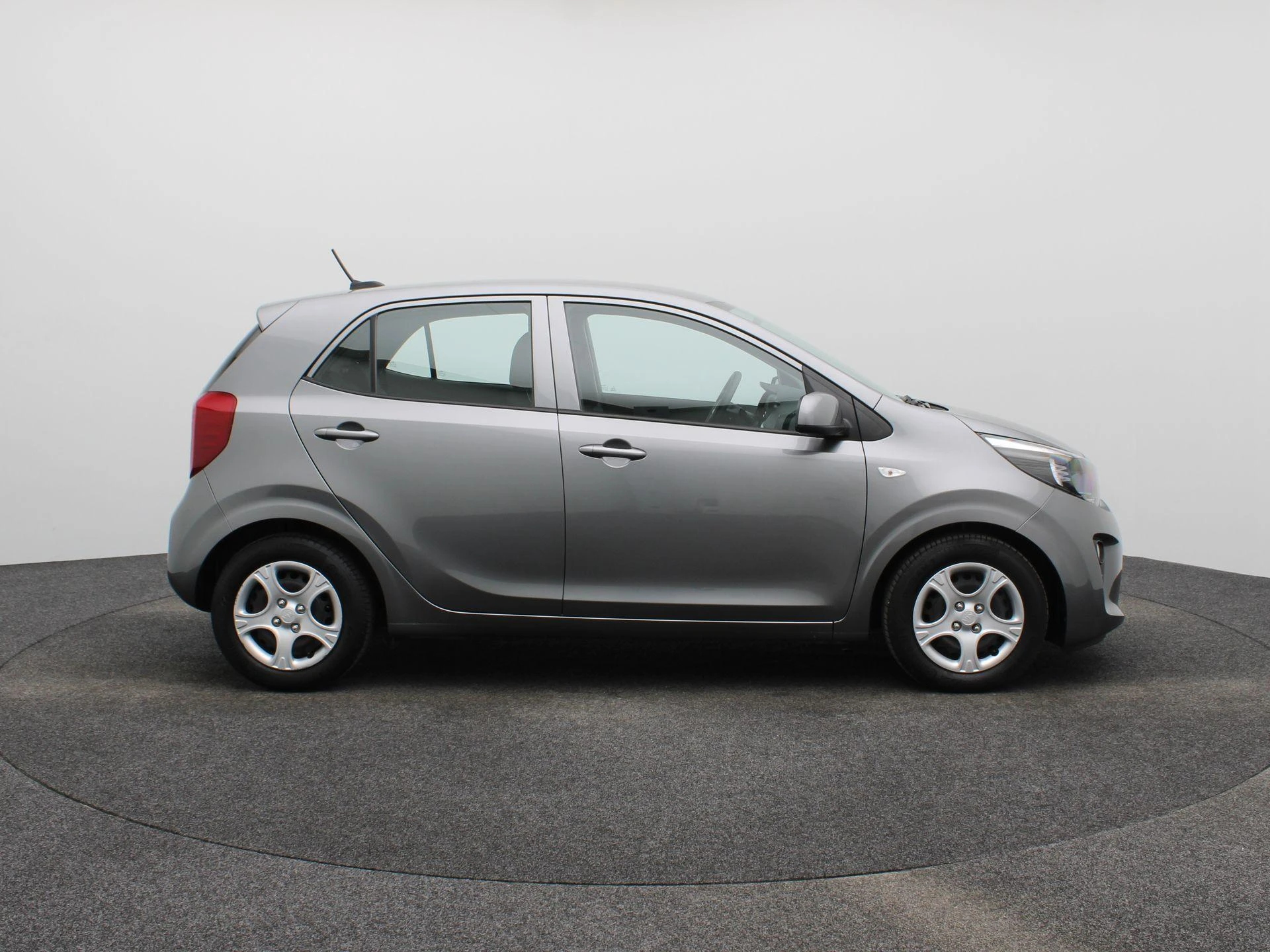 Kia-Picanto-image-5