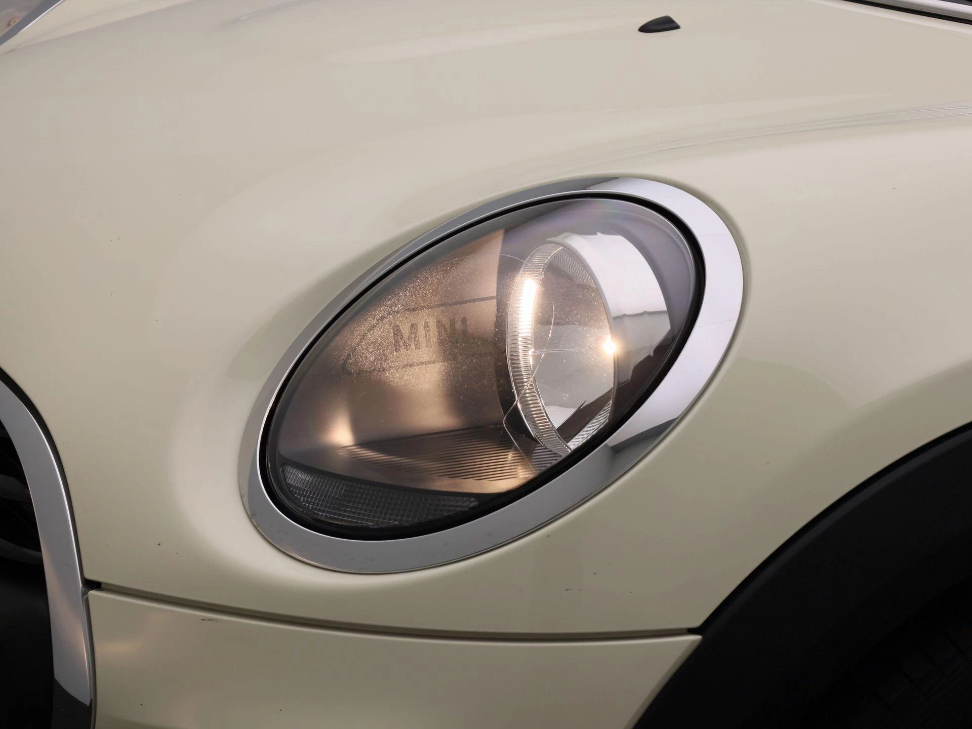 MINI-One-image-13