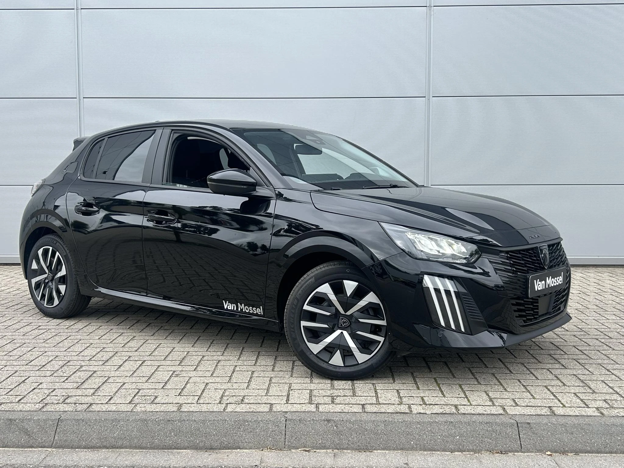Peugeot-208-image-7