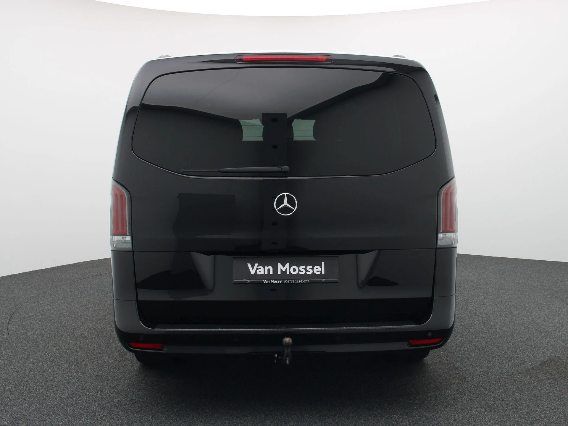 Mercedes-Benz Vito Tourer 124 L2 + DUBBEL CABINE + SPORTPAKKET +