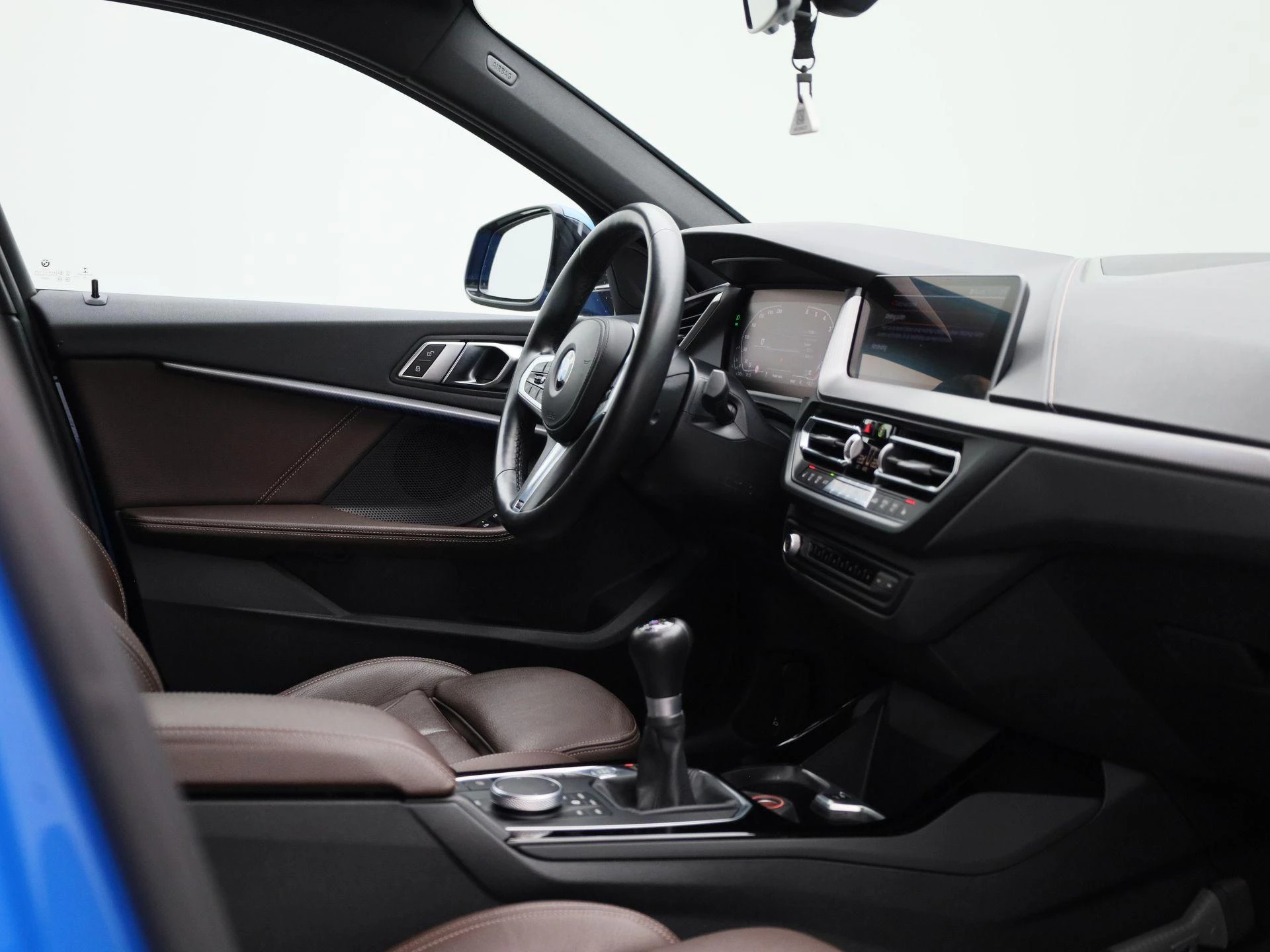 BMW-1 Serie-image-36