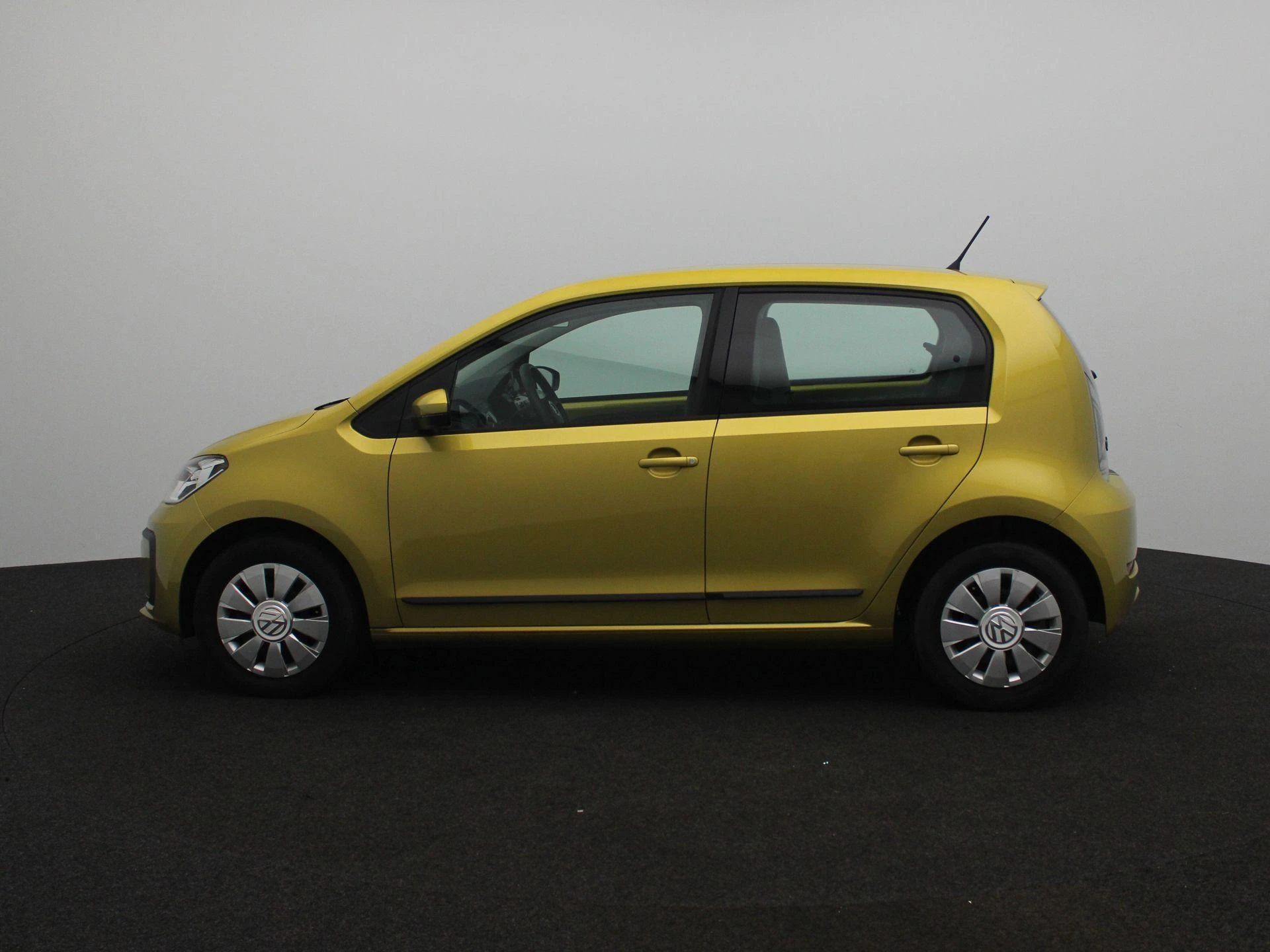 Volkswagen-up!-image-3