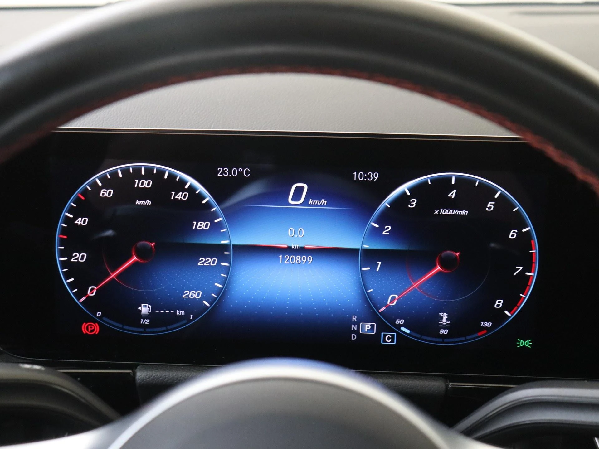 Mercedes-Benz GLA 200 Business Solution AMG