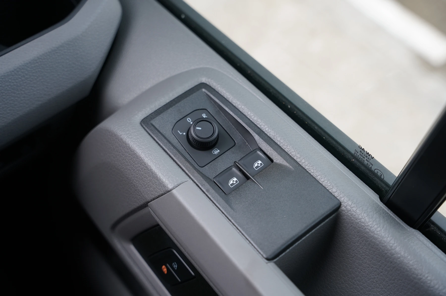 Volkswagen-Crafter-image-19