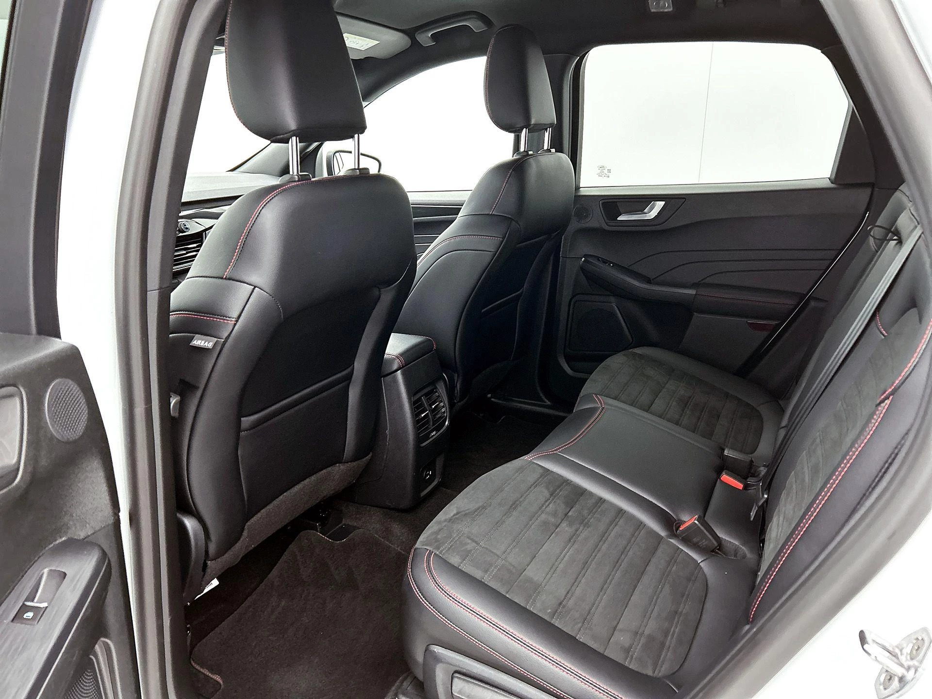 Ford-Kuga-image-27