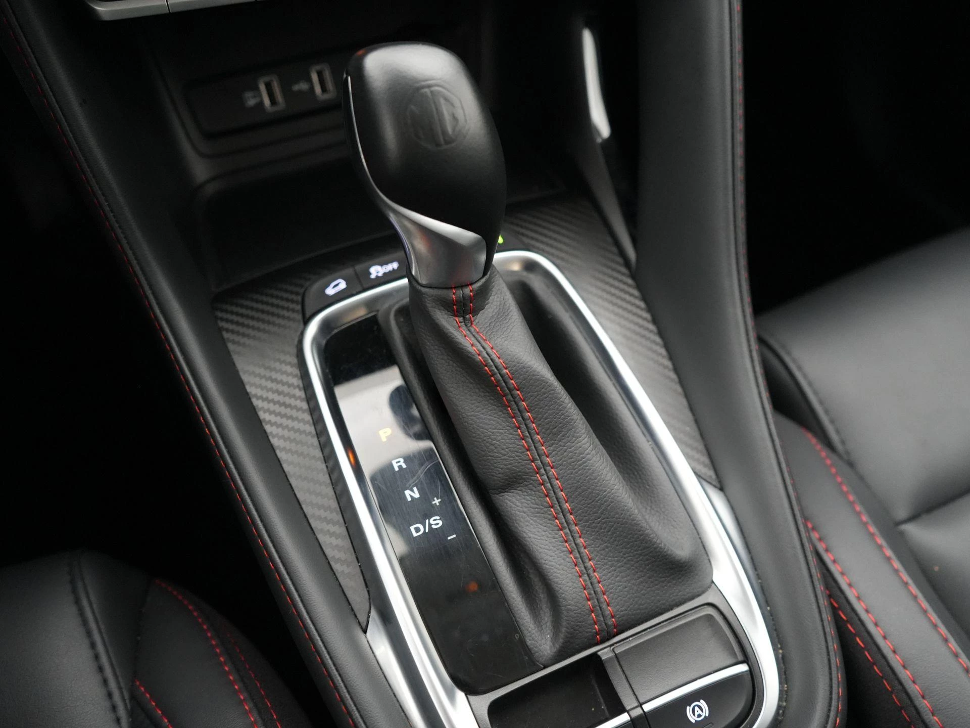 MG ZS 1.0 T-GDi AT LUXURY