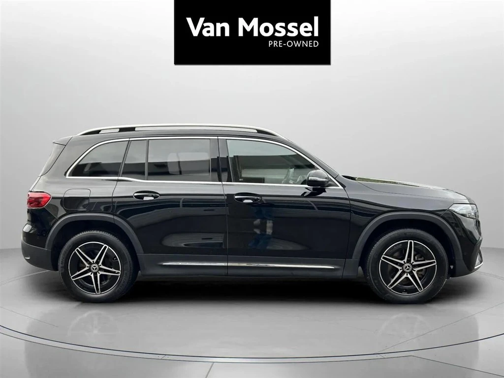Mercedes-Benz-EQB-image-3