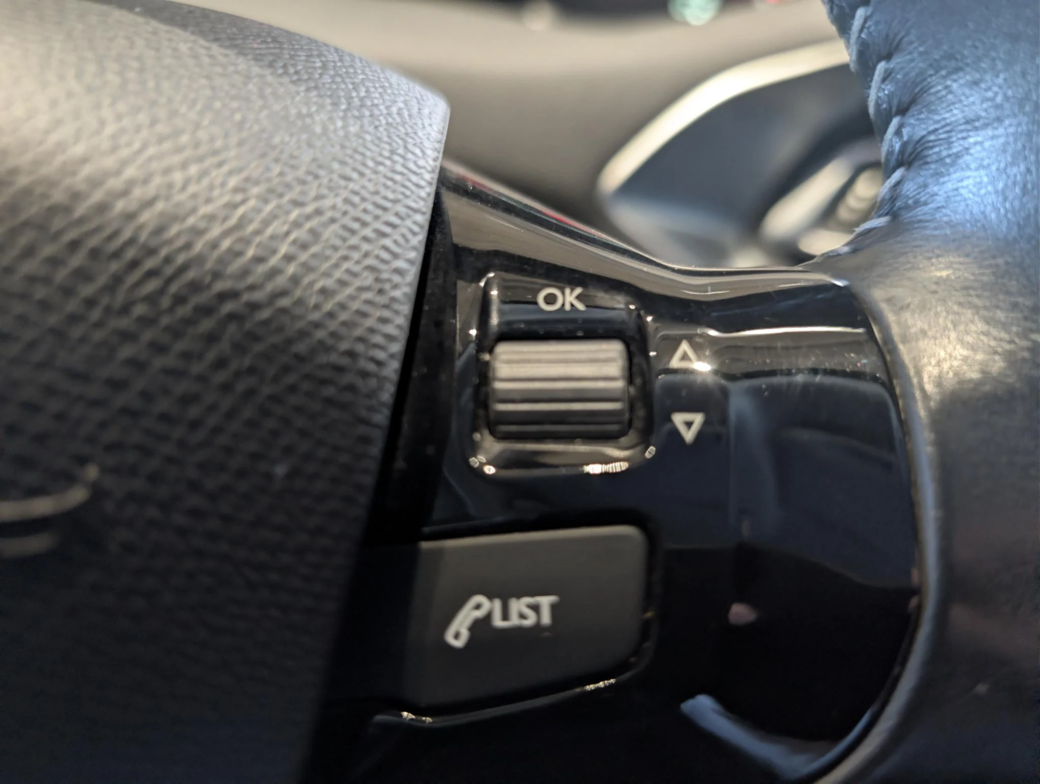 Peugeot-308-image-14