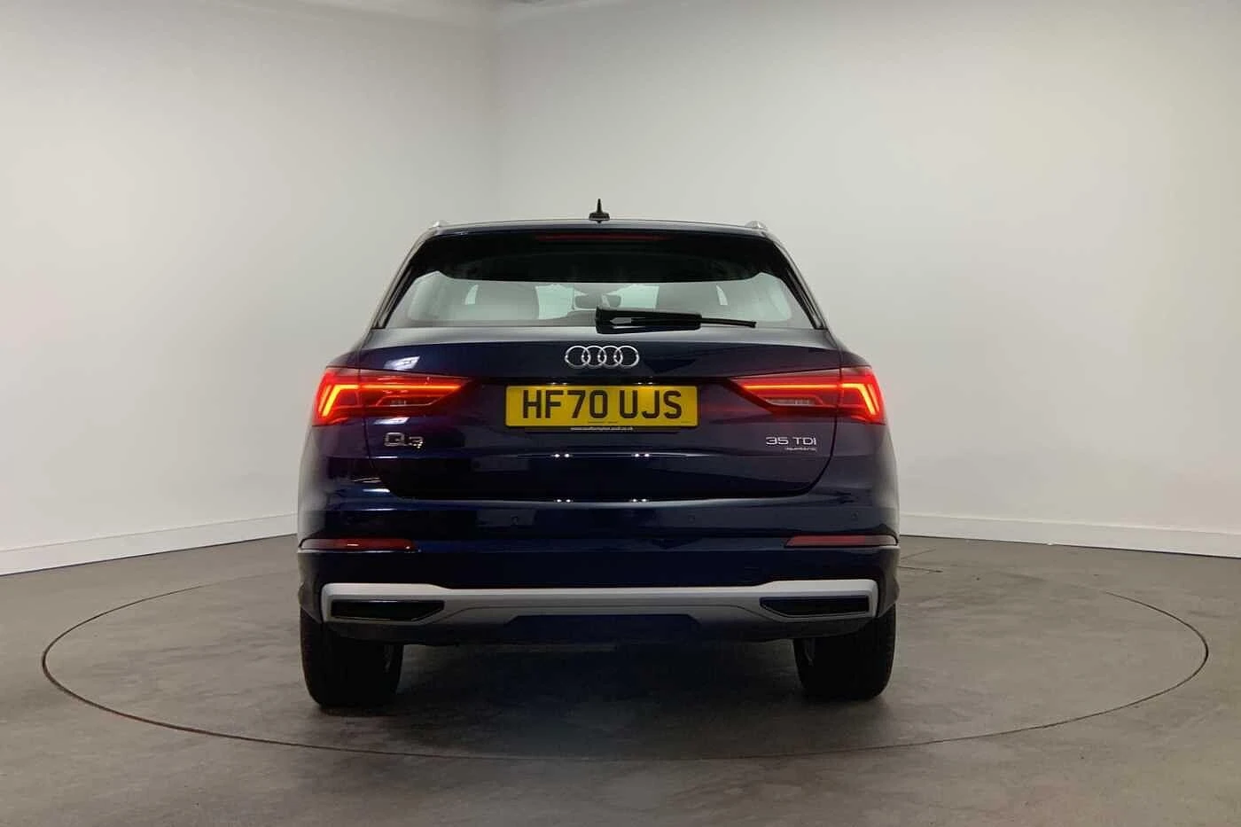 Audi-Q3-image-10