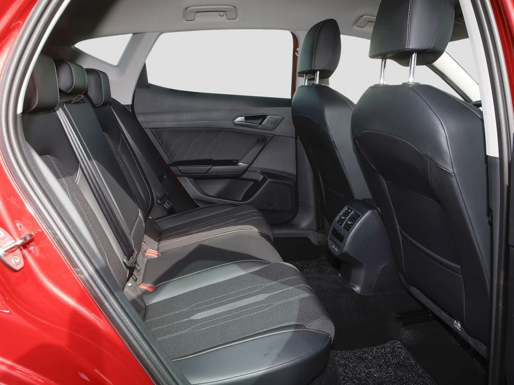CUPRA Formentor 1.5 TSI DSG AHK/Navi/RFK