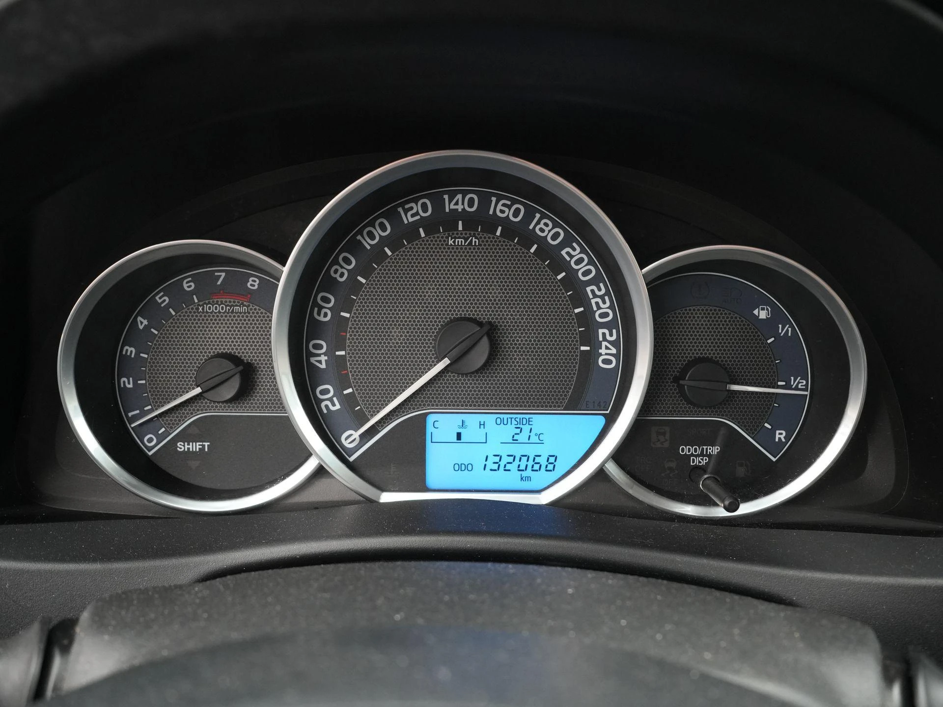 Toyota-Auris-image-21