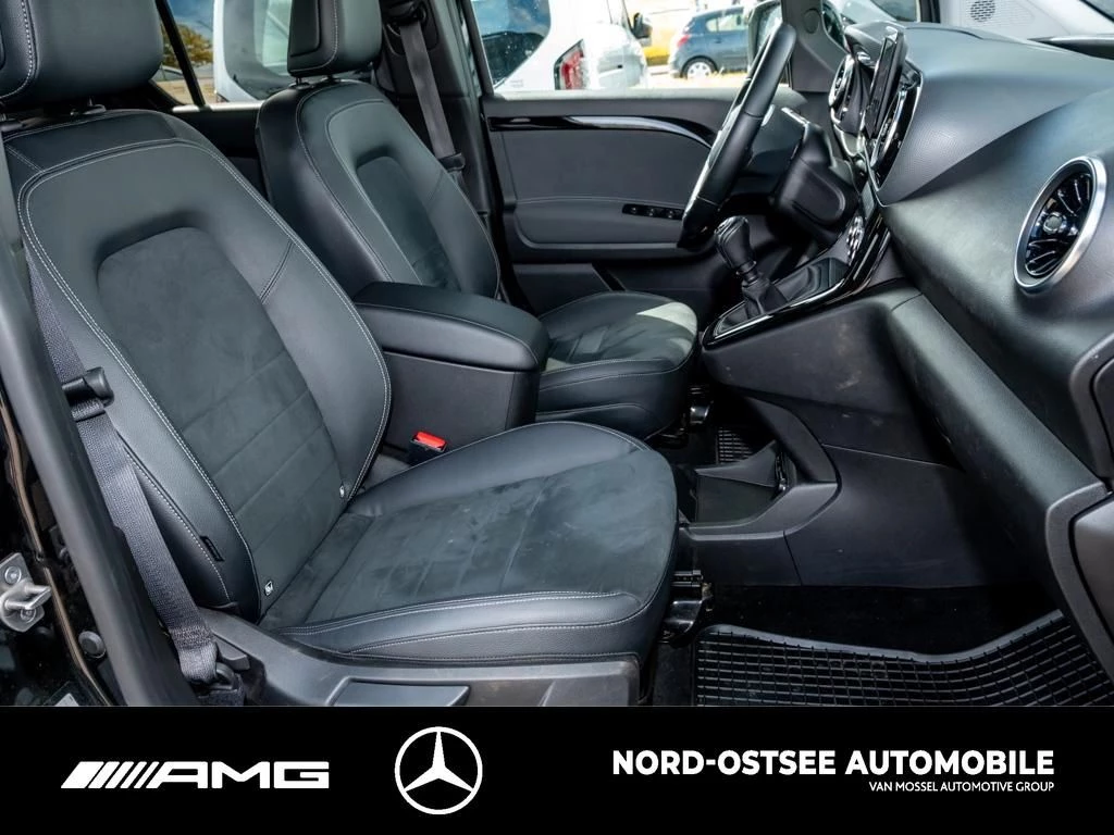 Mercedes-Benz T-Klasse 160 STYLE KLIMA NAVI KAM 6GANG MBUX SHZ DAB StyleMk1 T 160 STYLE KLIMA NAVI KAM 6GANG MBUX SHZ DAB Style