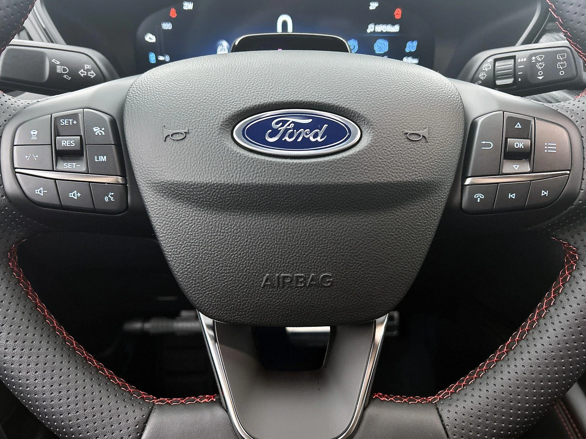 Ford-Kuga-image-45