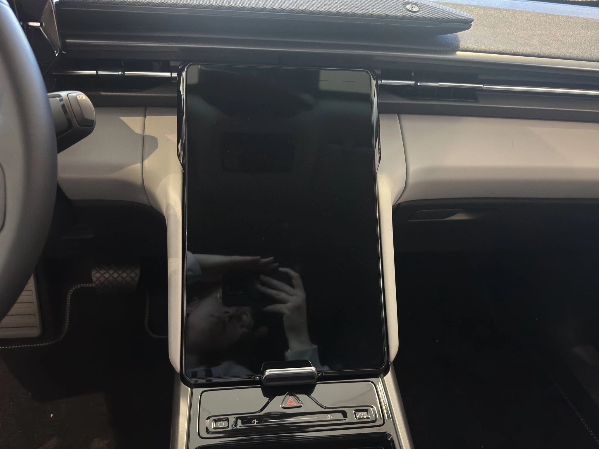 Ford-Explorer-image-13