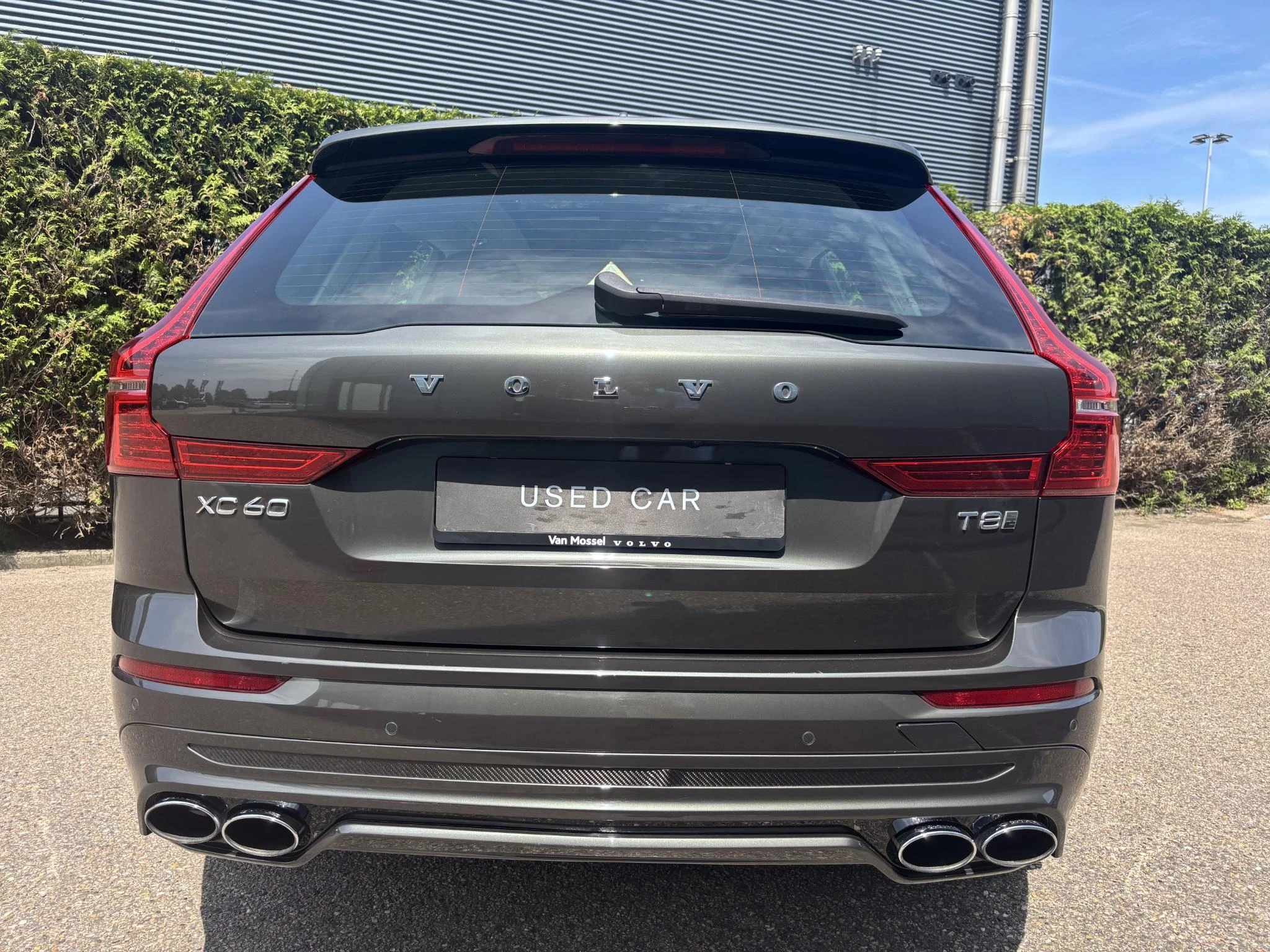Volvo XC60 T8 Twin Engine AWD Momentum Luchtvering Heico Aut.