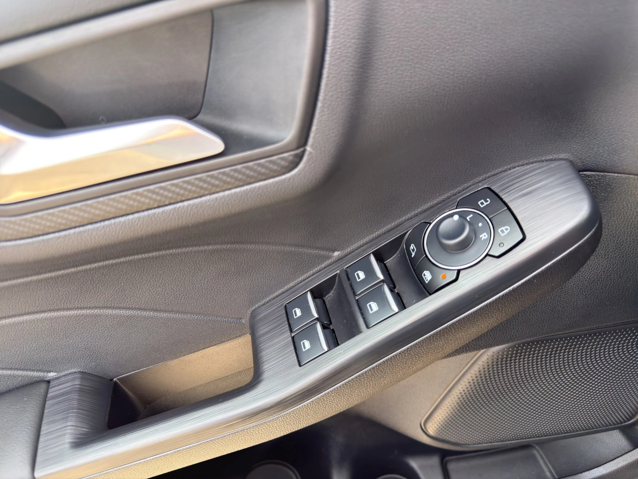 Ford Kuga ST-Line Aut.*KAM*LED-MATRIX*NAVI*GRA*WINTER-PKT.