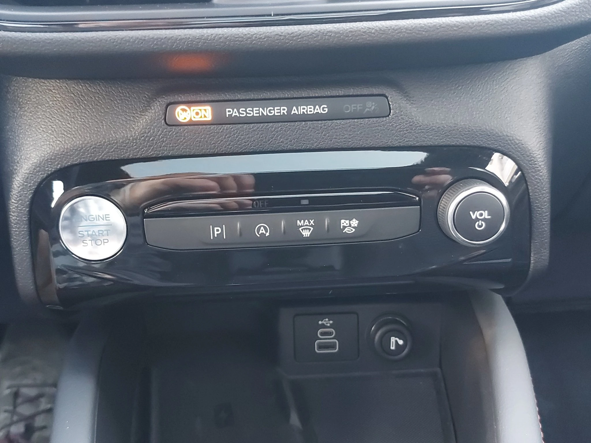 Ford-Kuga-image-24