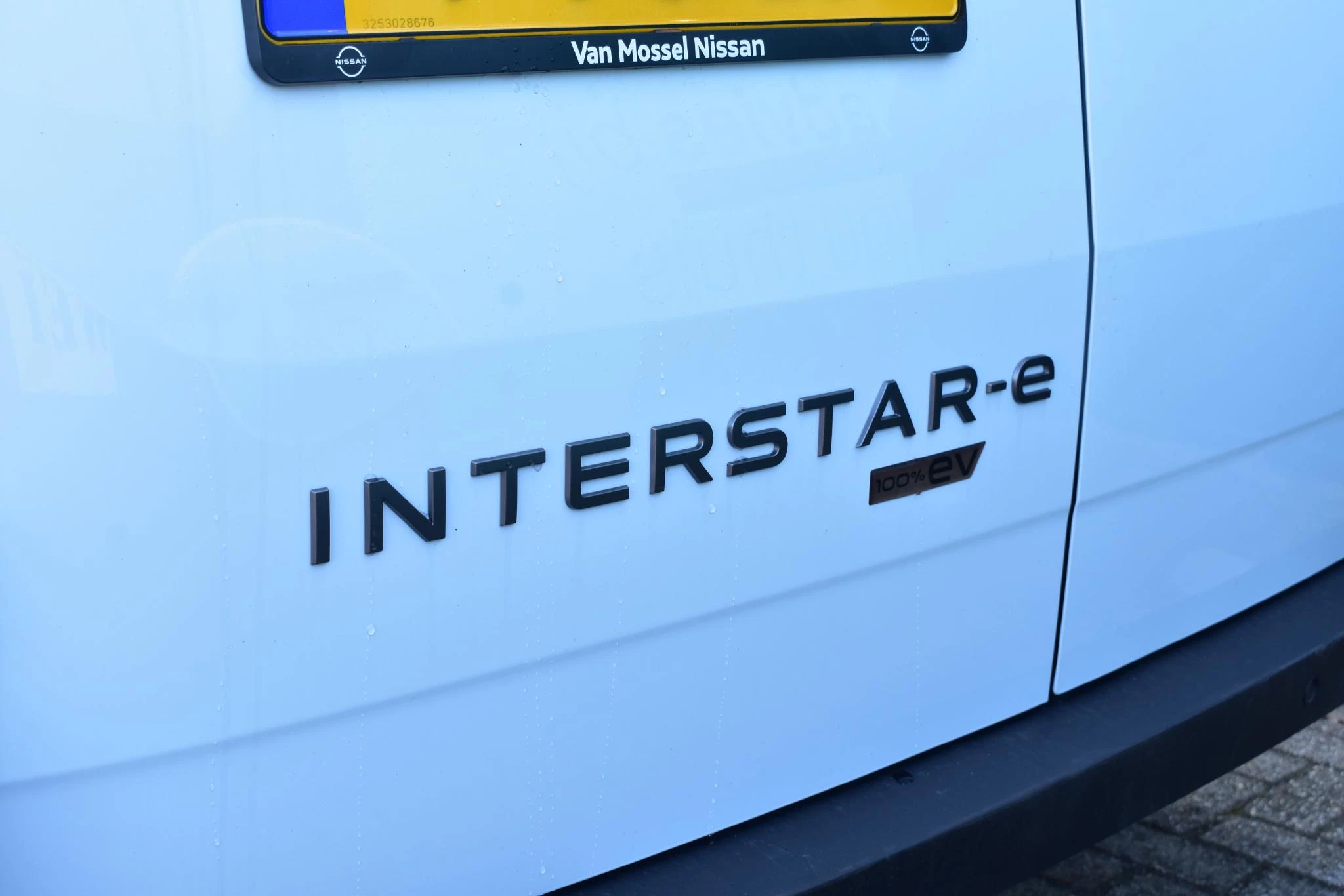Nissan-Interstar-image-3