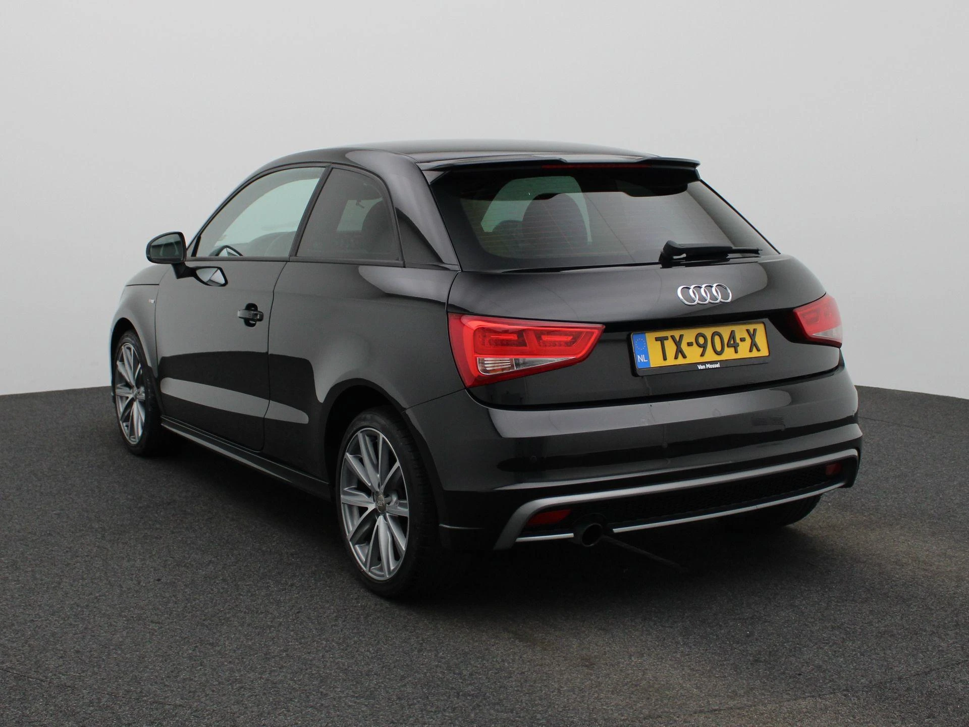 Audi-A1-image-1