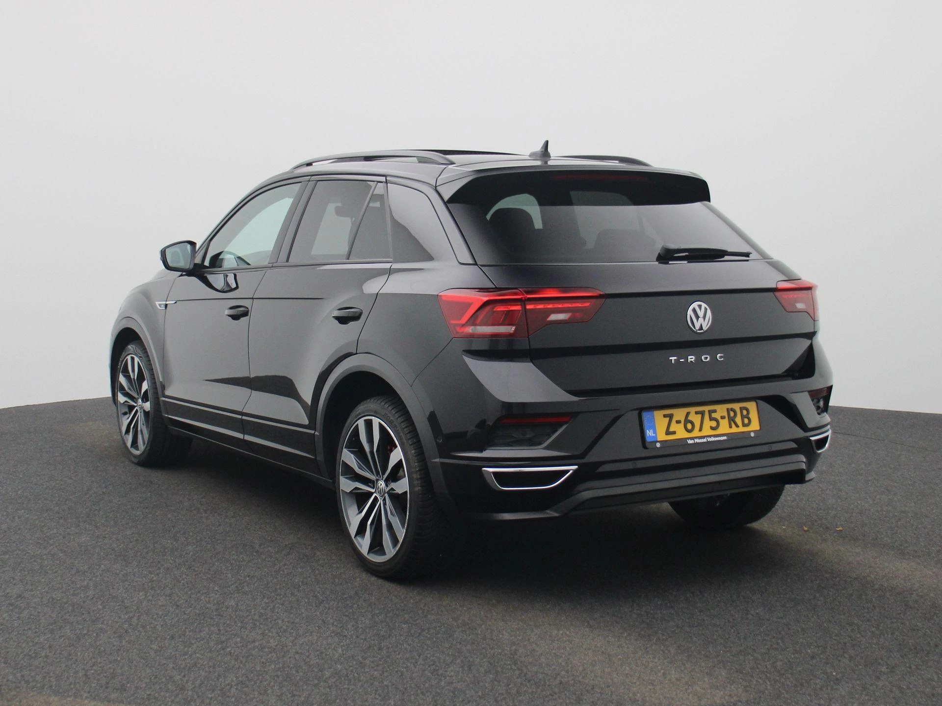 Volkswagen T-Roc 1.5 TSI Sport Business R