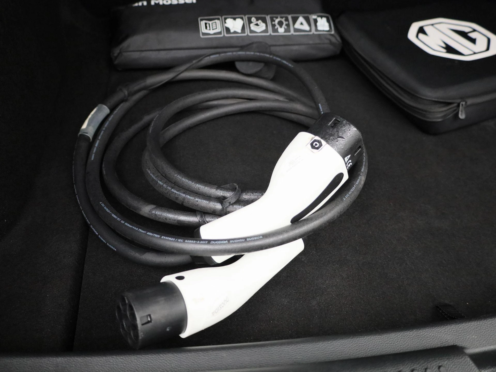 MG-MG4 EV-image-11
