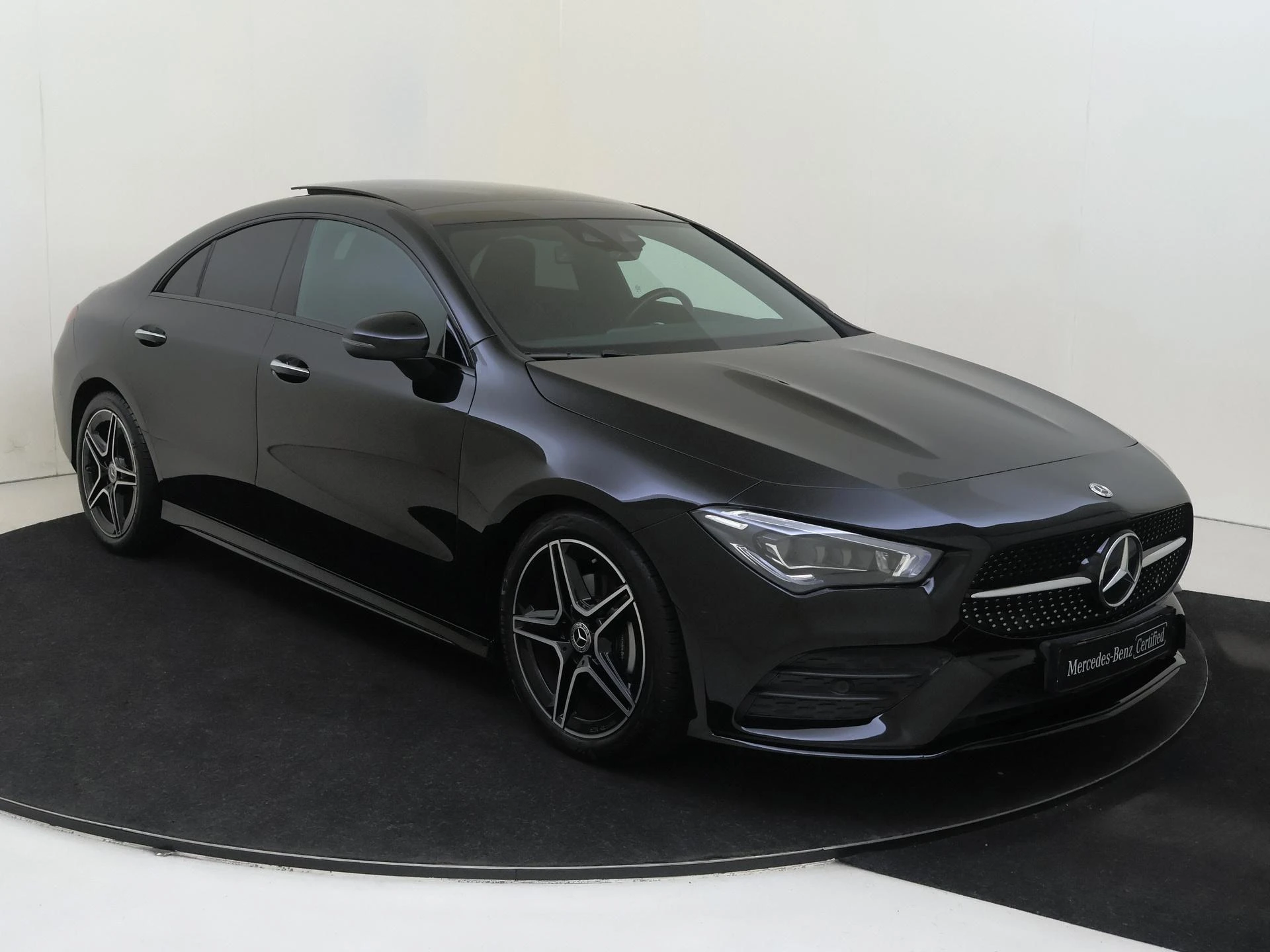 Mercedes-Benz-CLA-image-1