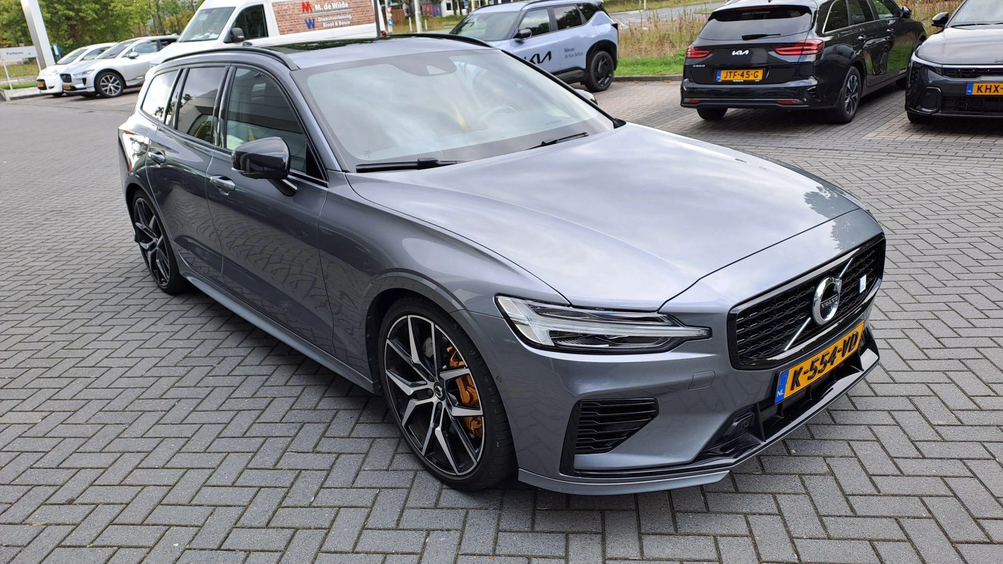 Volvo-V60-image-9