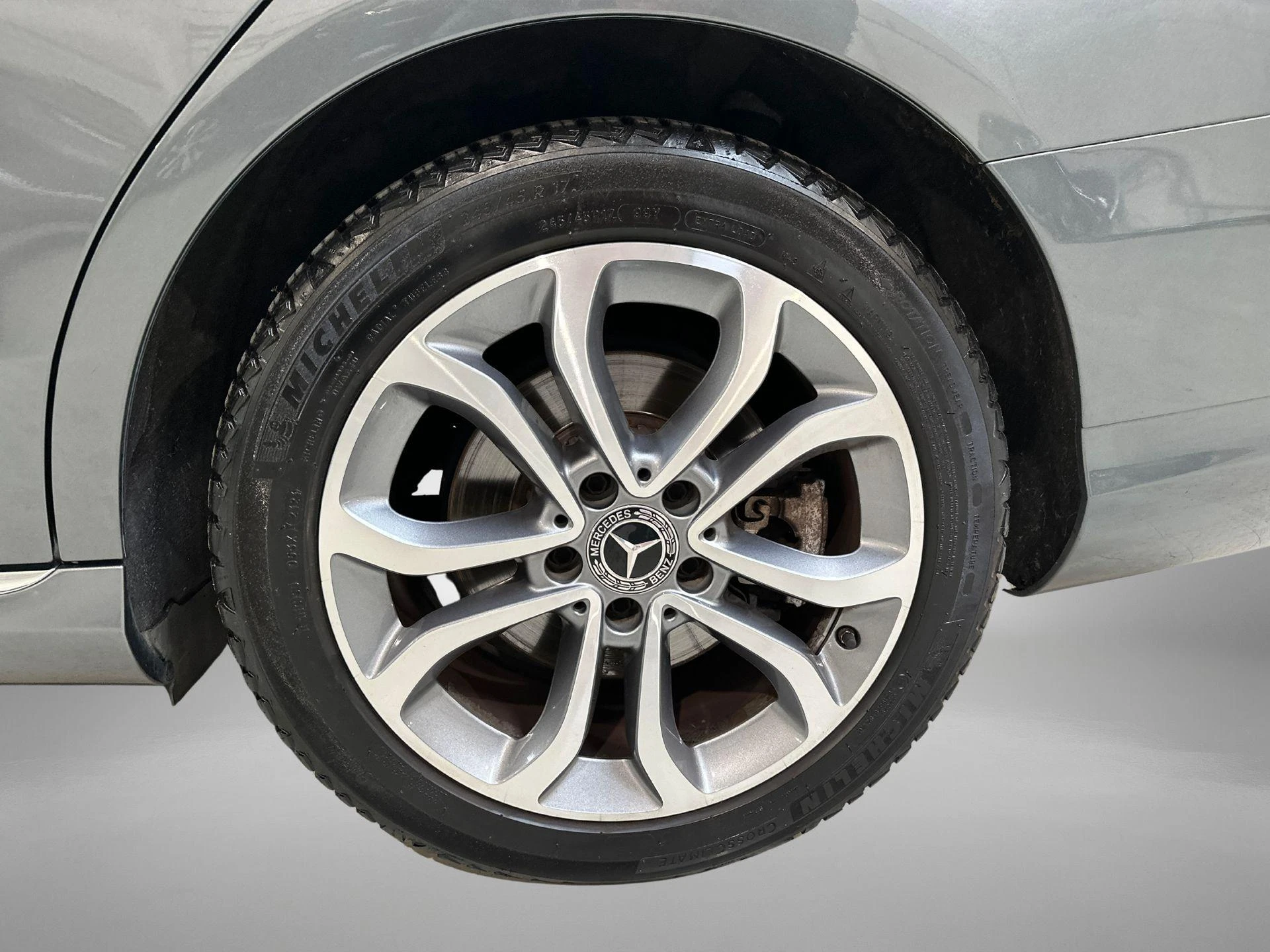 Mercedes-Benz-C-Klasse-image-29