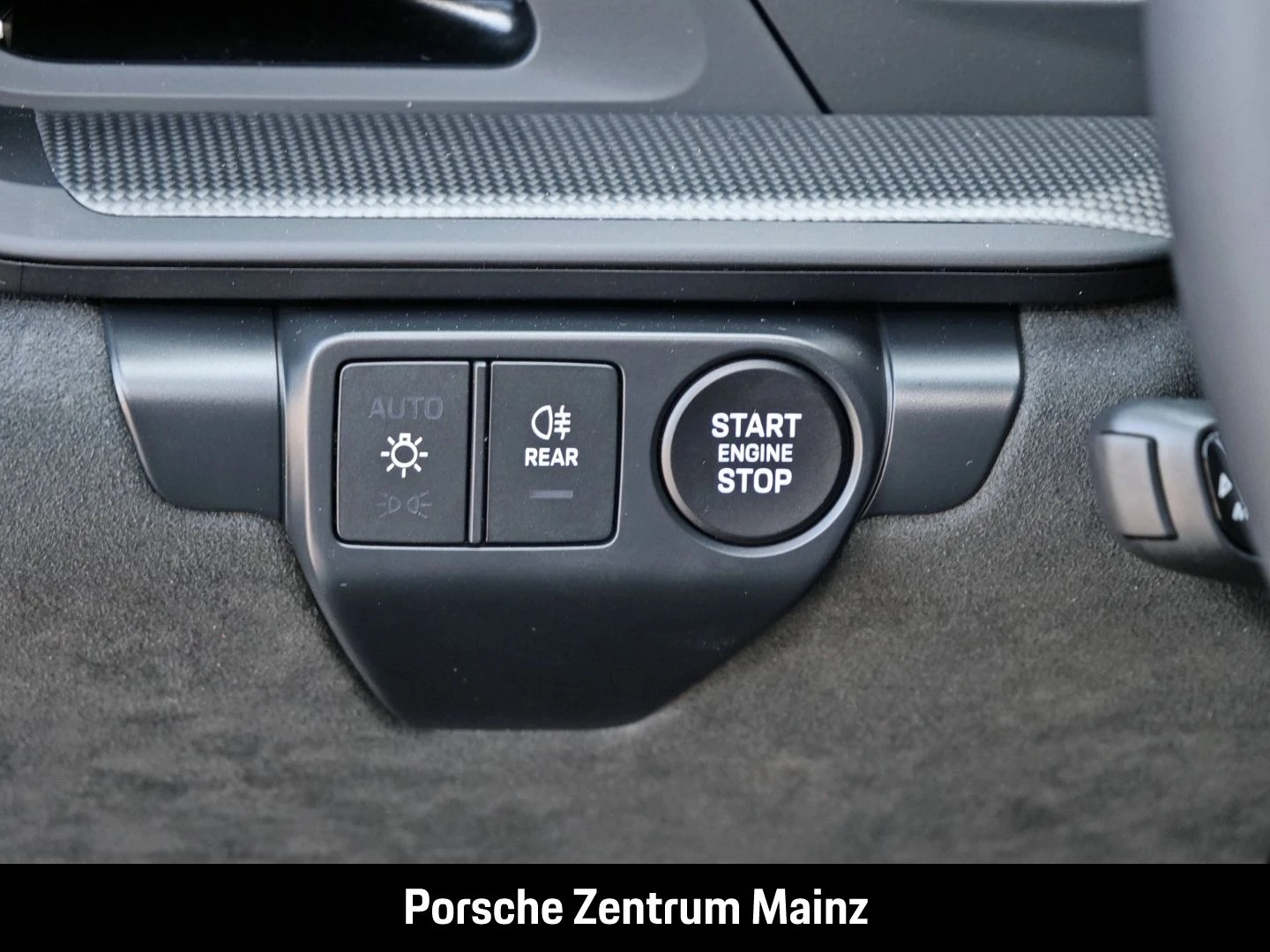 Porsche-911-image-26