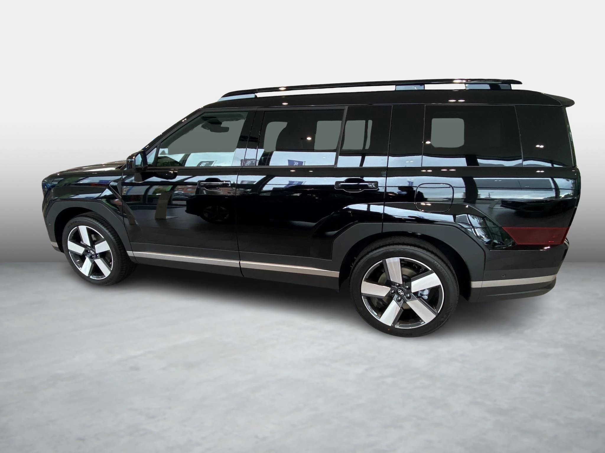 Hyundai Santa Fe Luxury Dual Sunroof