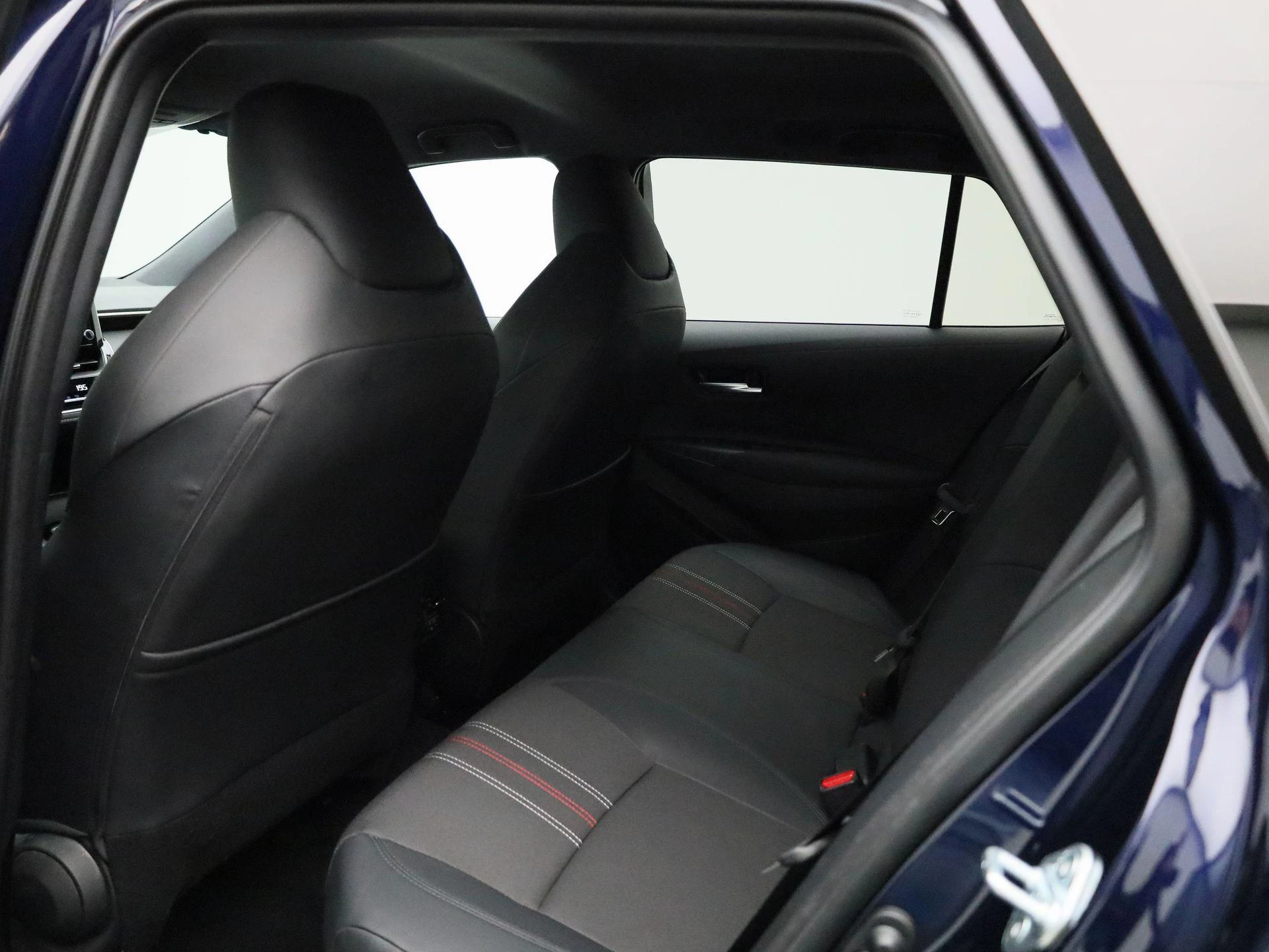 Toyota-Corolla Touring Sports-image-9