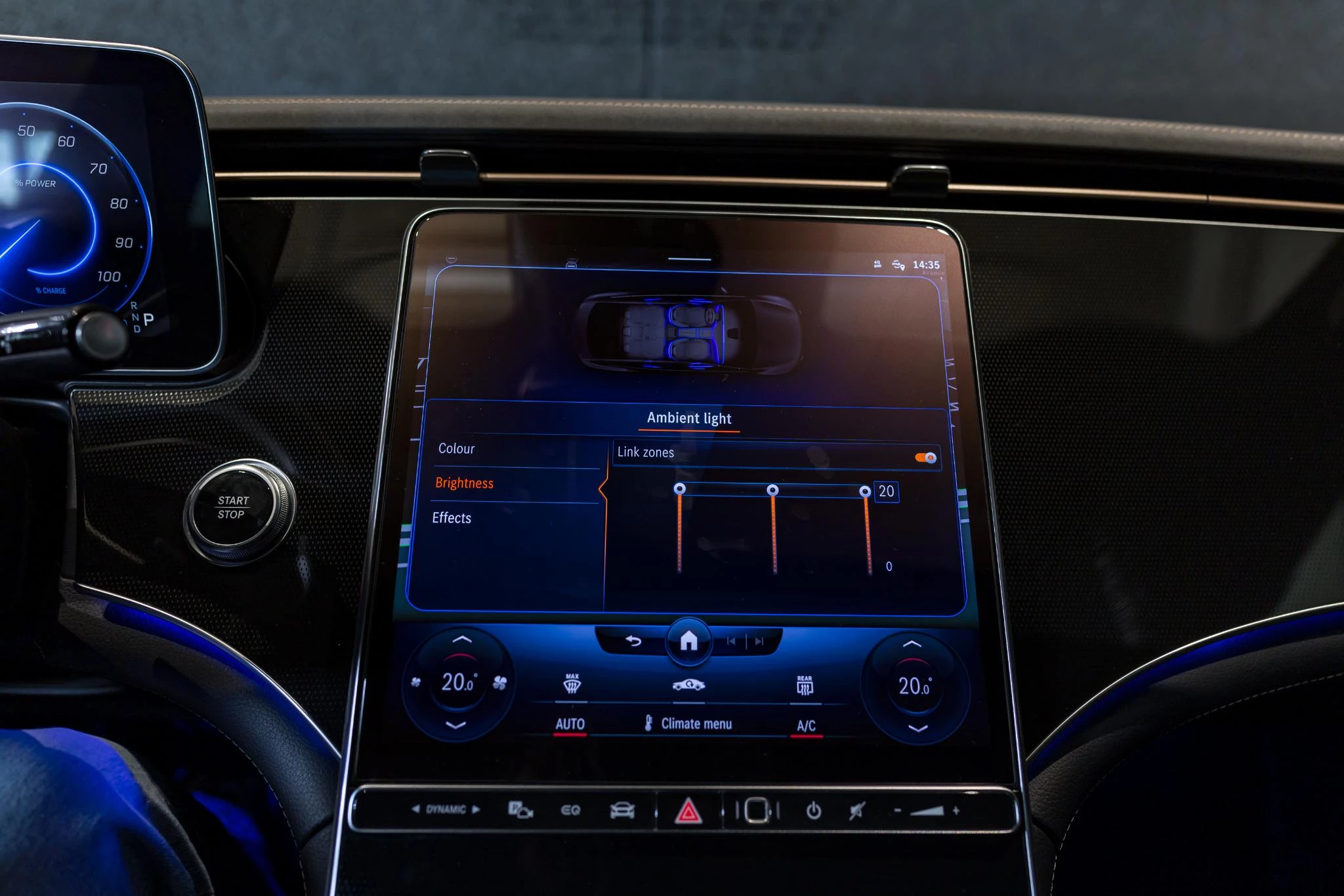 Mercedes-Benz-EQE-image-28