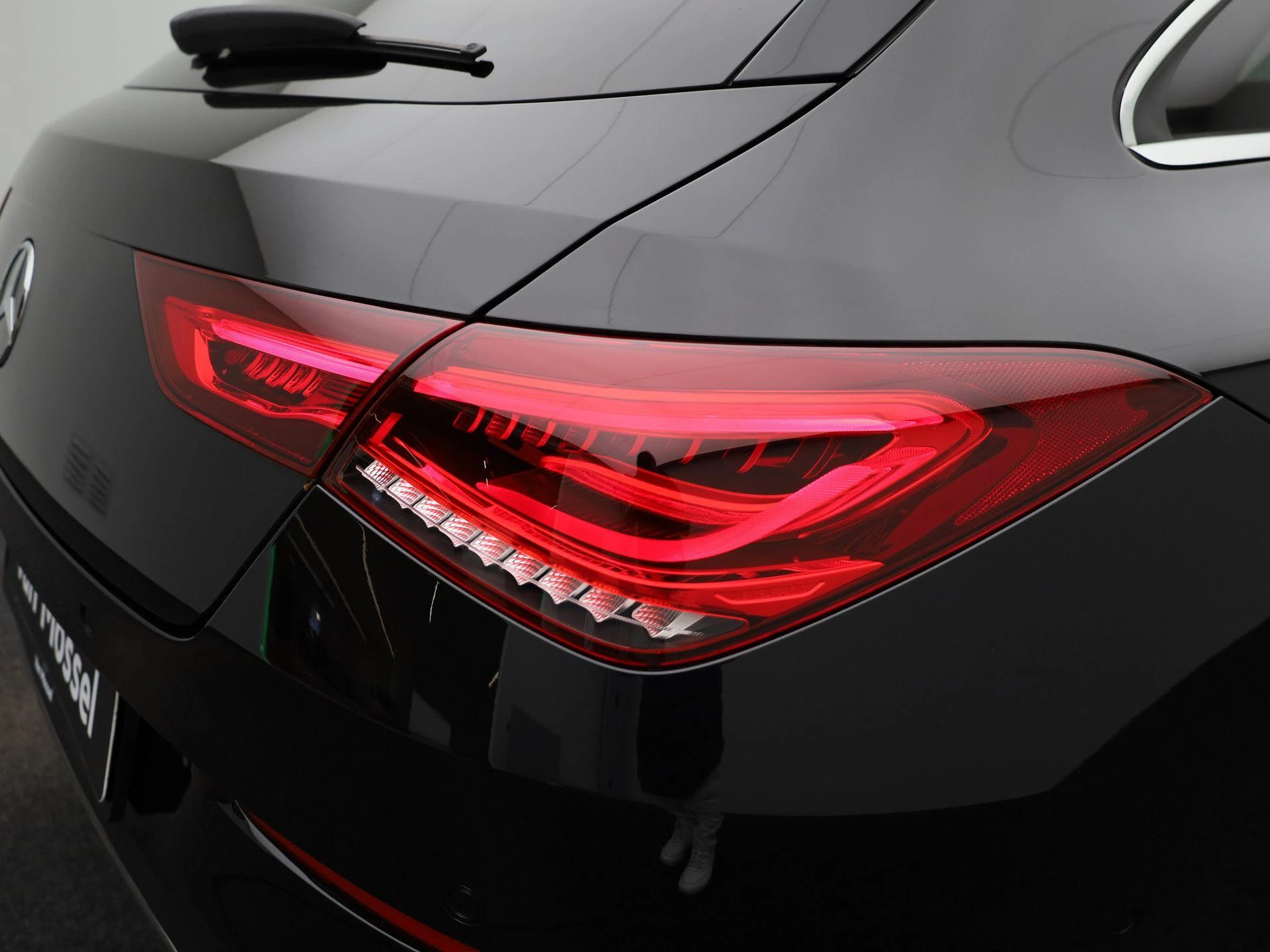 Mercedes-Benz-CLA-image-33