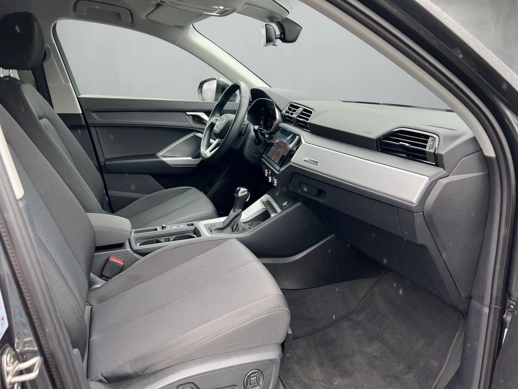 Audi-Q3-image-12