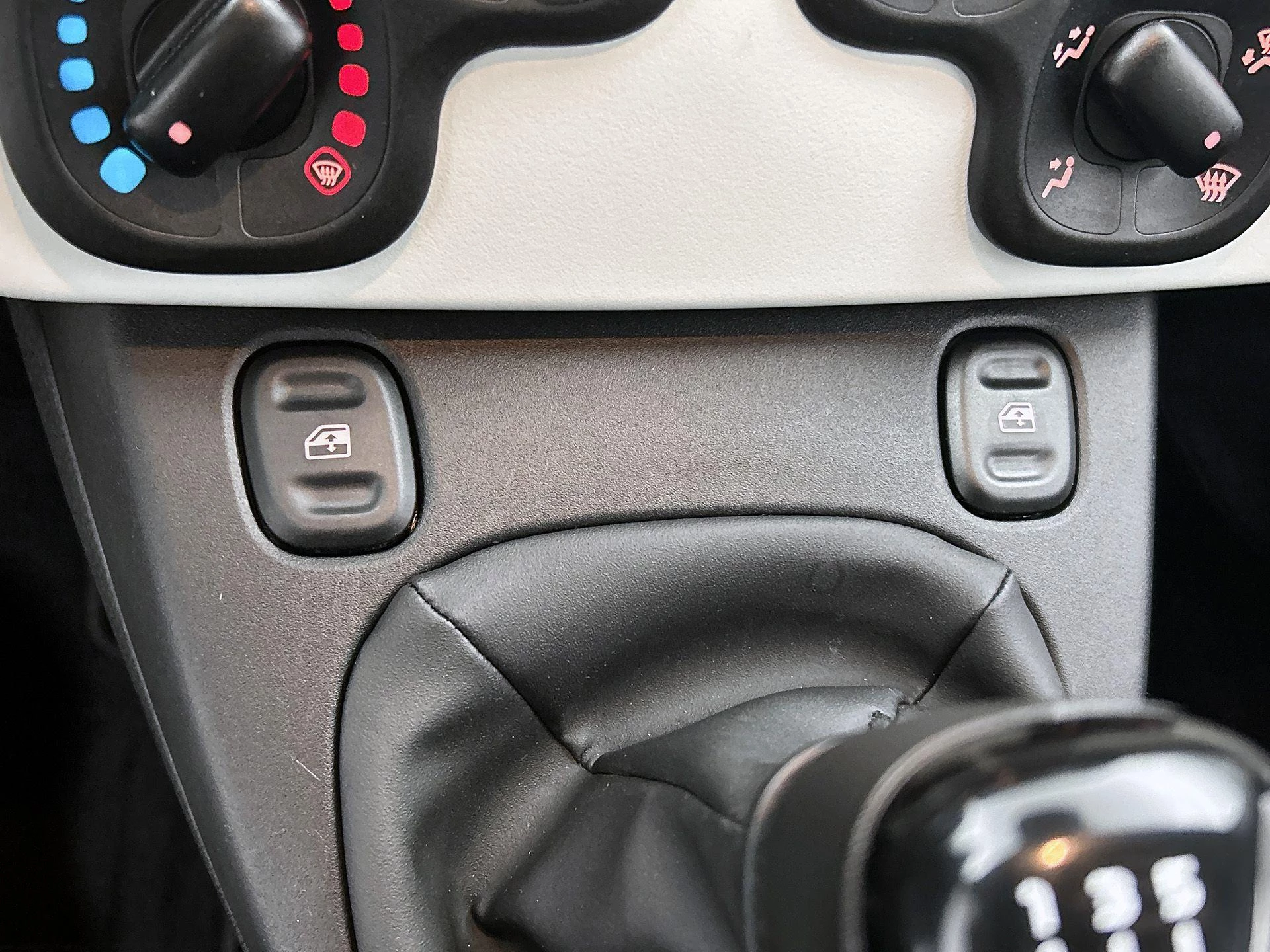 Fiat Panda 1.0 Hybrid Pandina