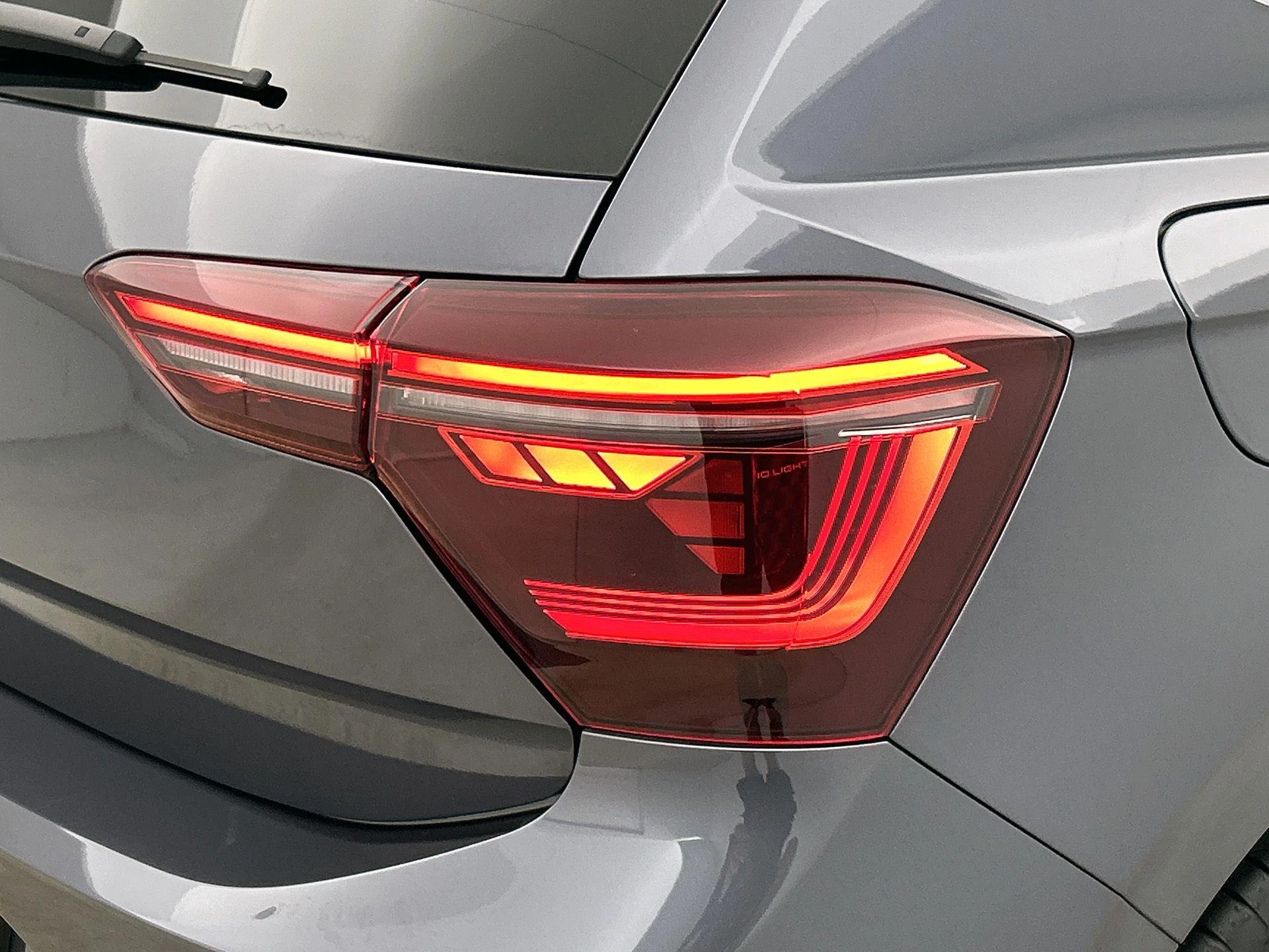 Volkswagen-Polo-image-29