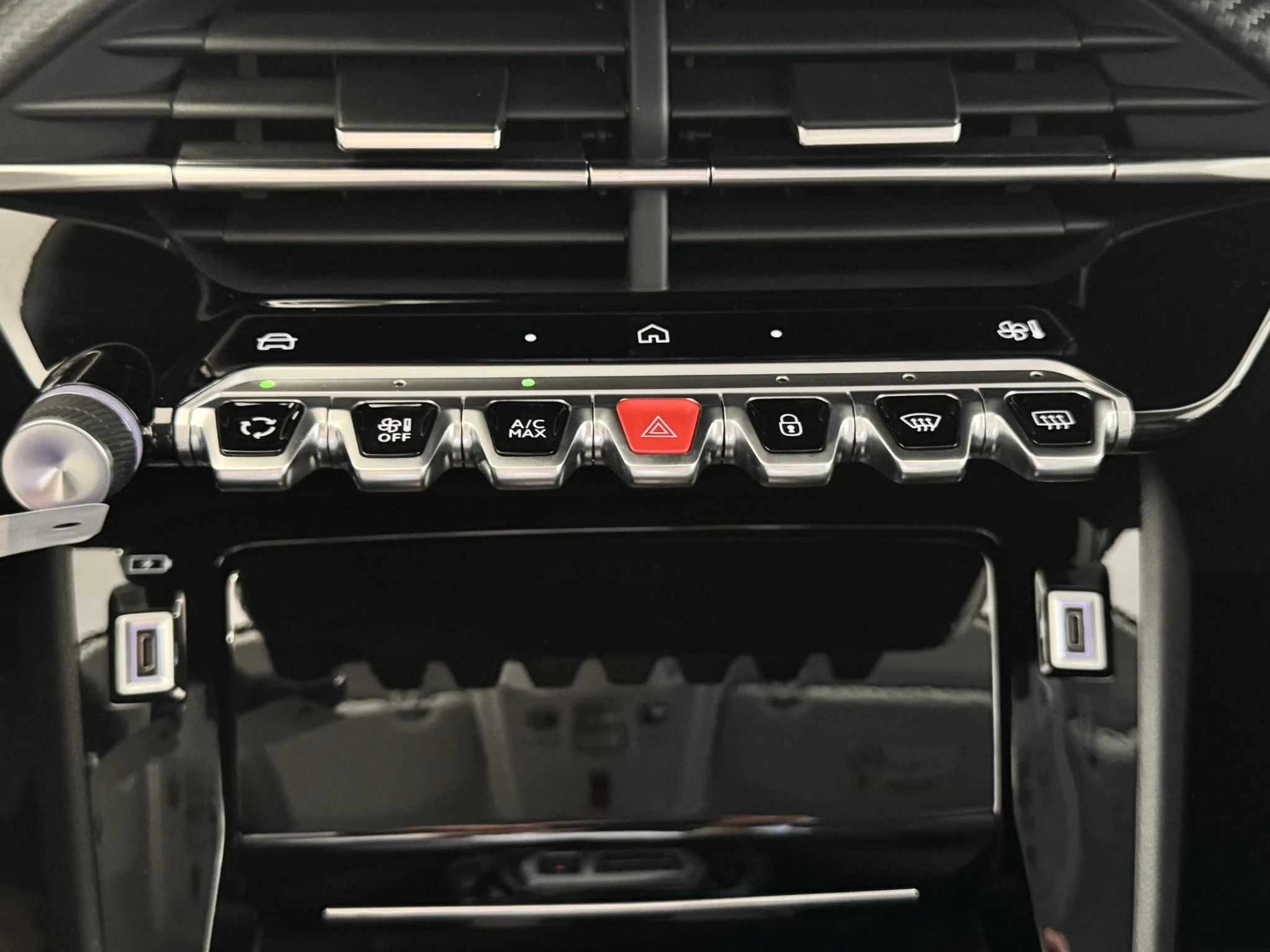 Peugeot 208 1.2 Hybrid 110 e-DCS6 GT