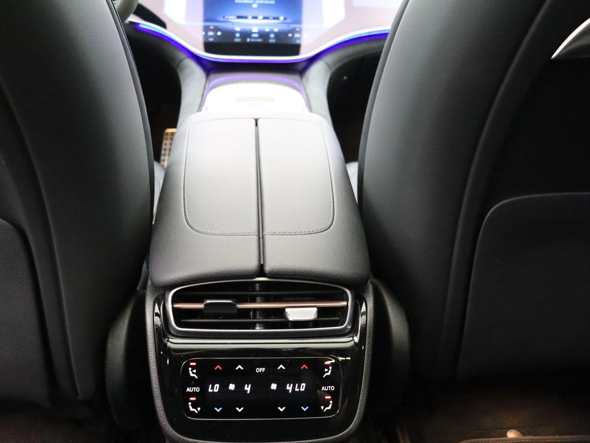 Mercedes-Benz EQE 53 4MATIC+ + NAPPA + BURMESTER + HYPERSCREEN + PANO + CARBON