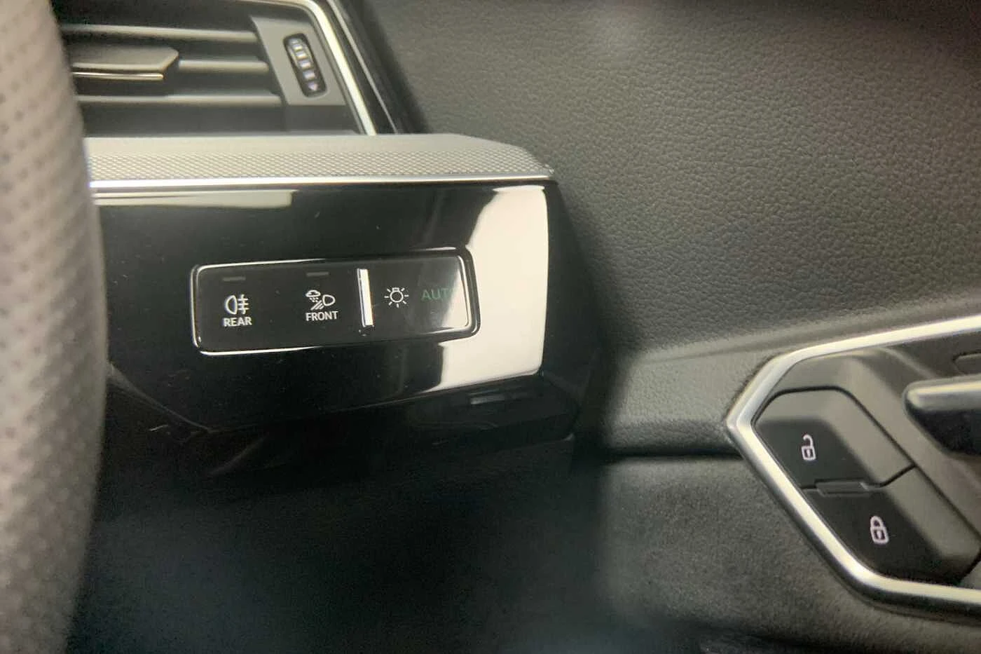 Audi-Q8 e-tron-image-23
