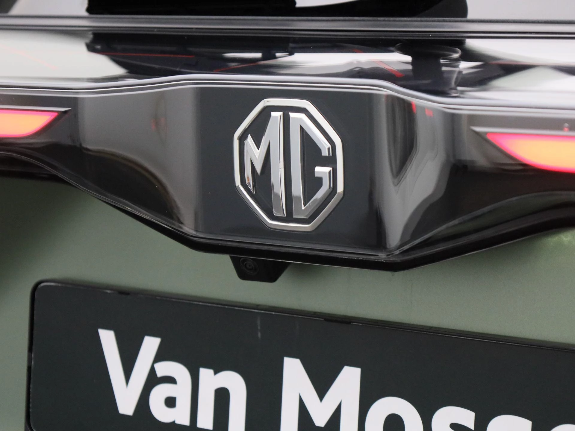 MG MG4 64 kWh Xpower