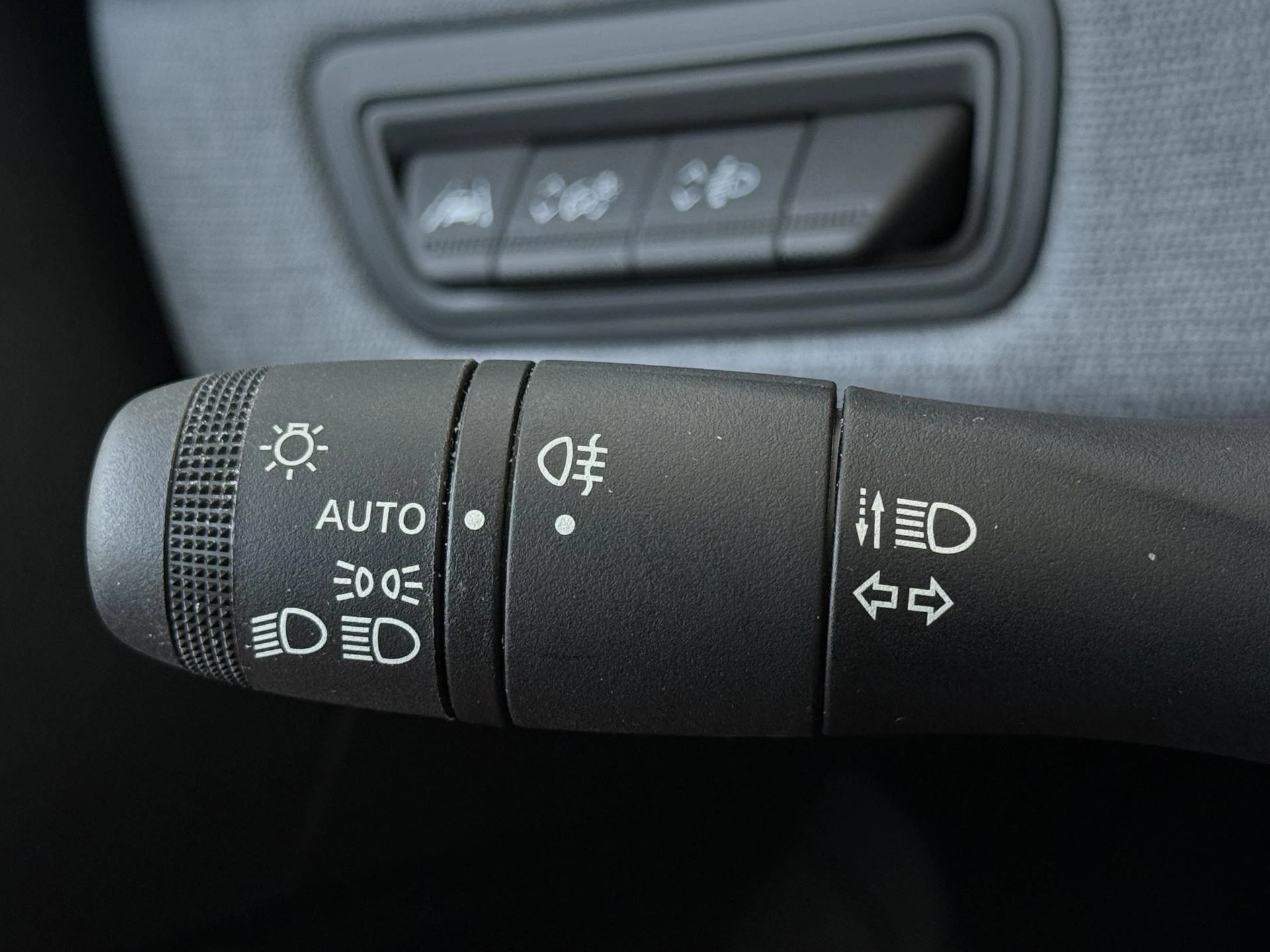 Renault-Clio-image-20