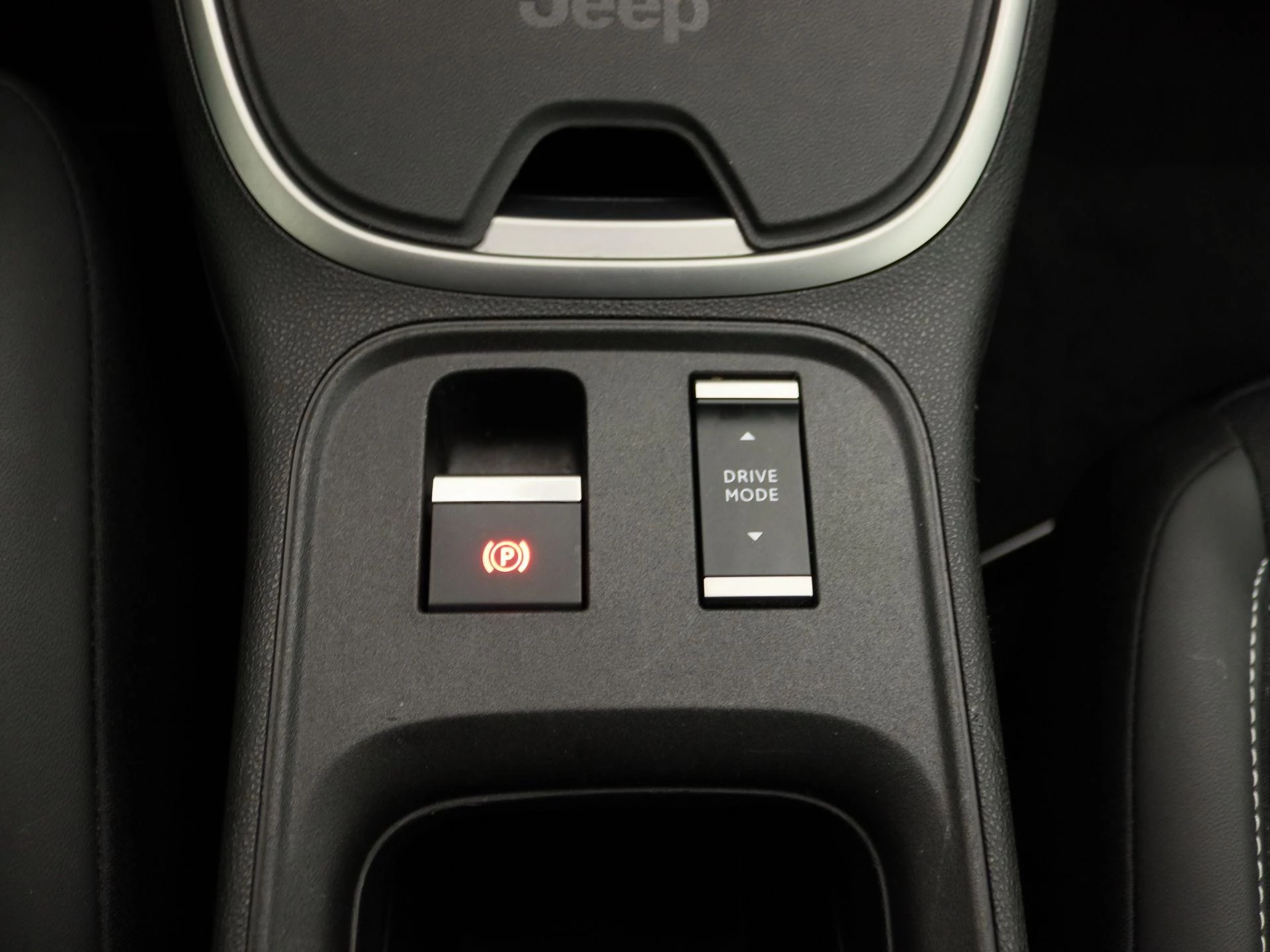 Jeep Avenger Summit 54 kWh